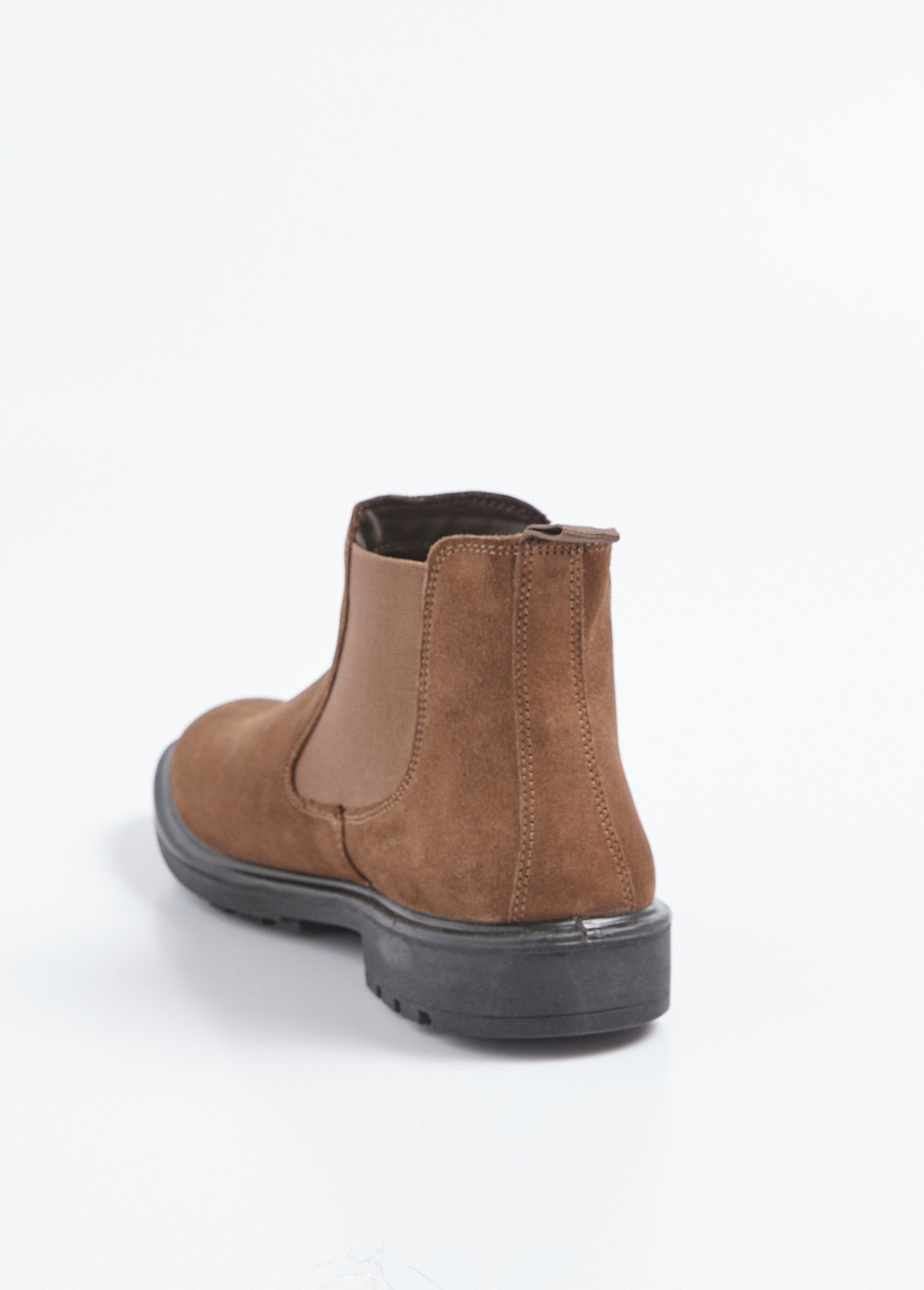 Botas_Chelsea_de_ante_para_hombre_Beige_DO1_slim