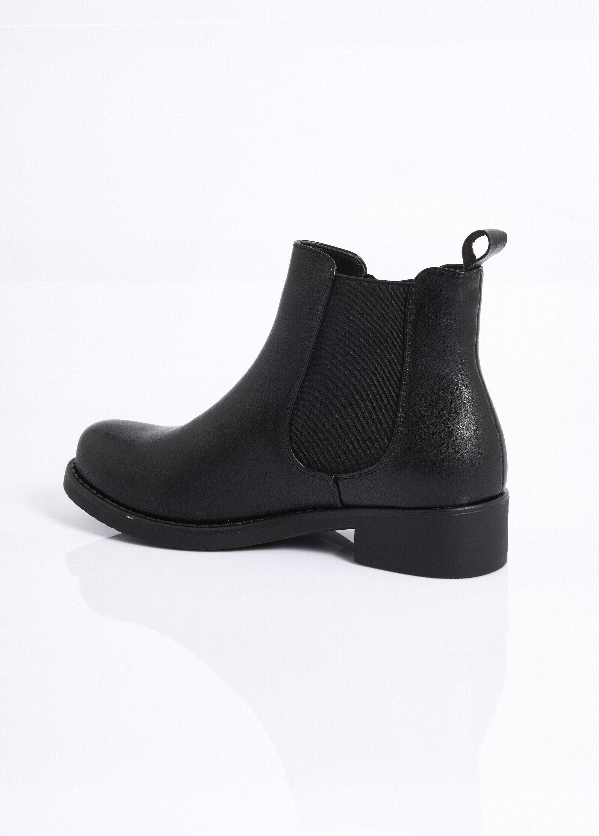 Botas_Chelsea_con_suela_antideslizante_Negro_DO1_slim