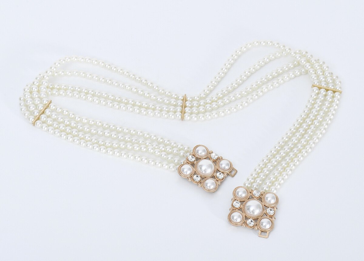 Cinturón_elástico_con_cuentas_Blanco,_Blanca_DE2_slim