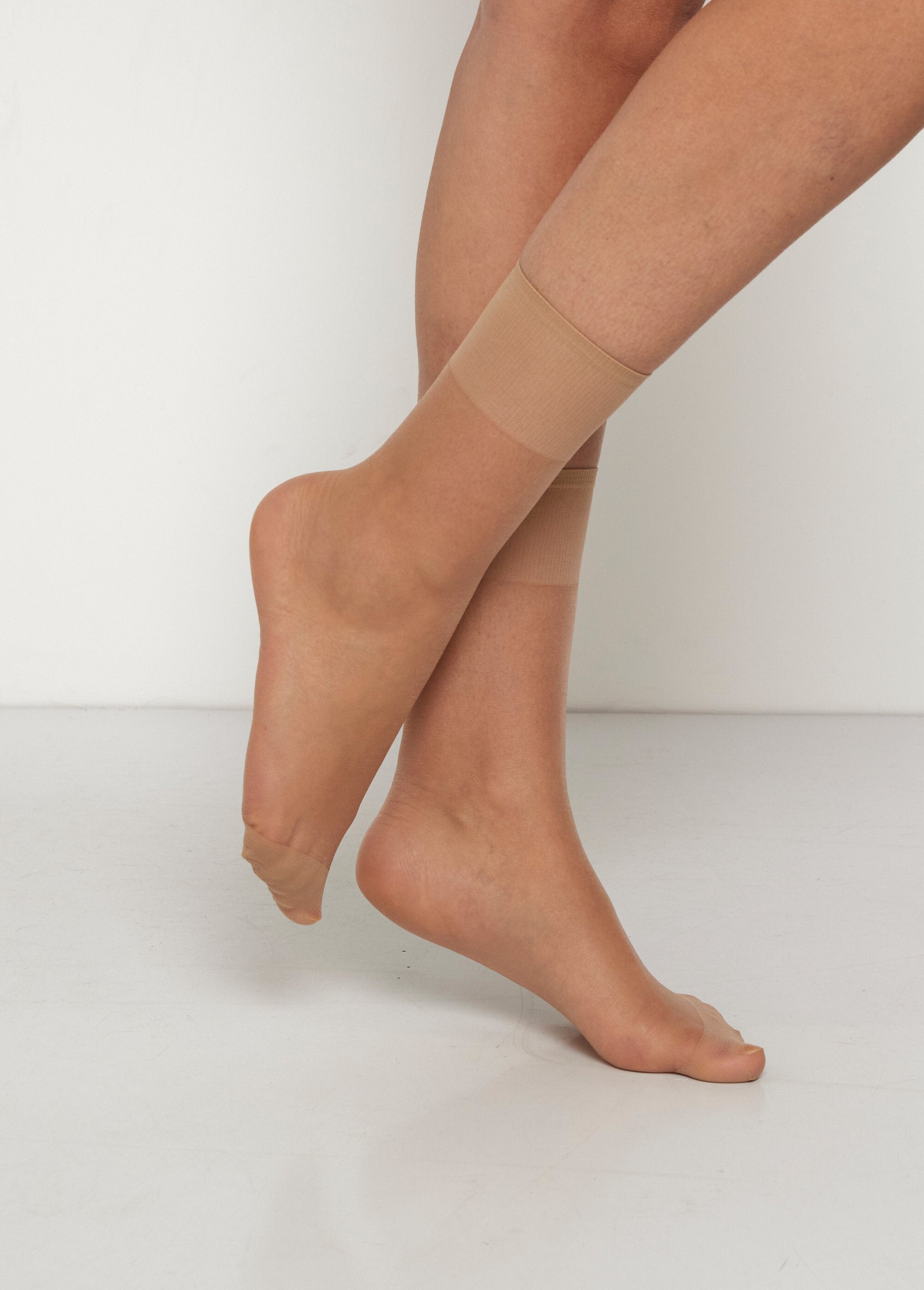 Calcetines_de_voile_ligero,_20_deniers_Beige_DO1_slim