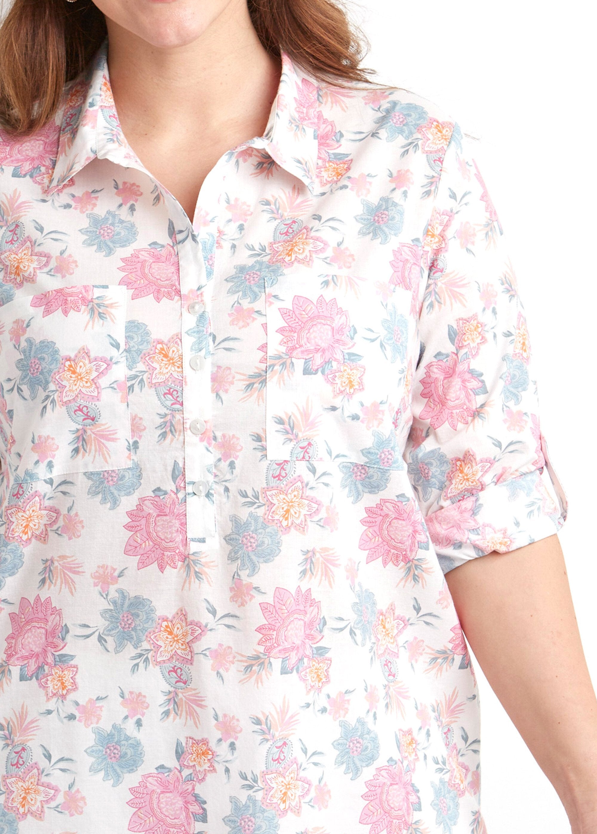 Blusa_larga_abotonada_con_estampado_floral_en_algodón_Estampado_rosa_DE1_curvy