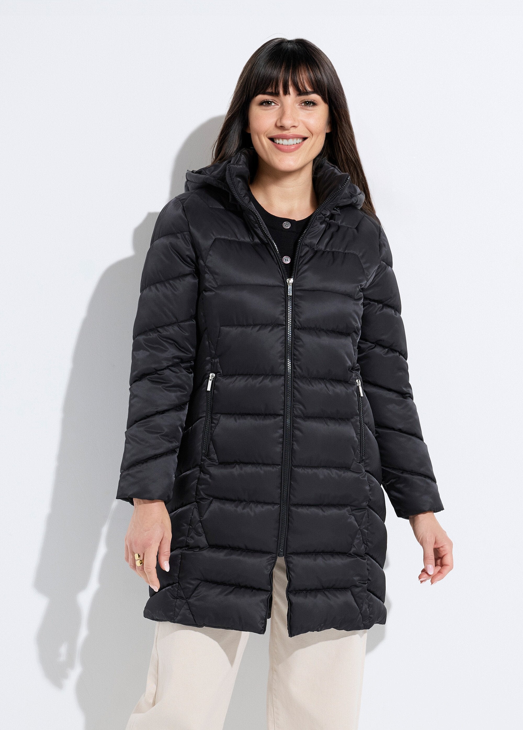 Anorak_largo_acolchado_con_capucha_Negro_FA1_slim