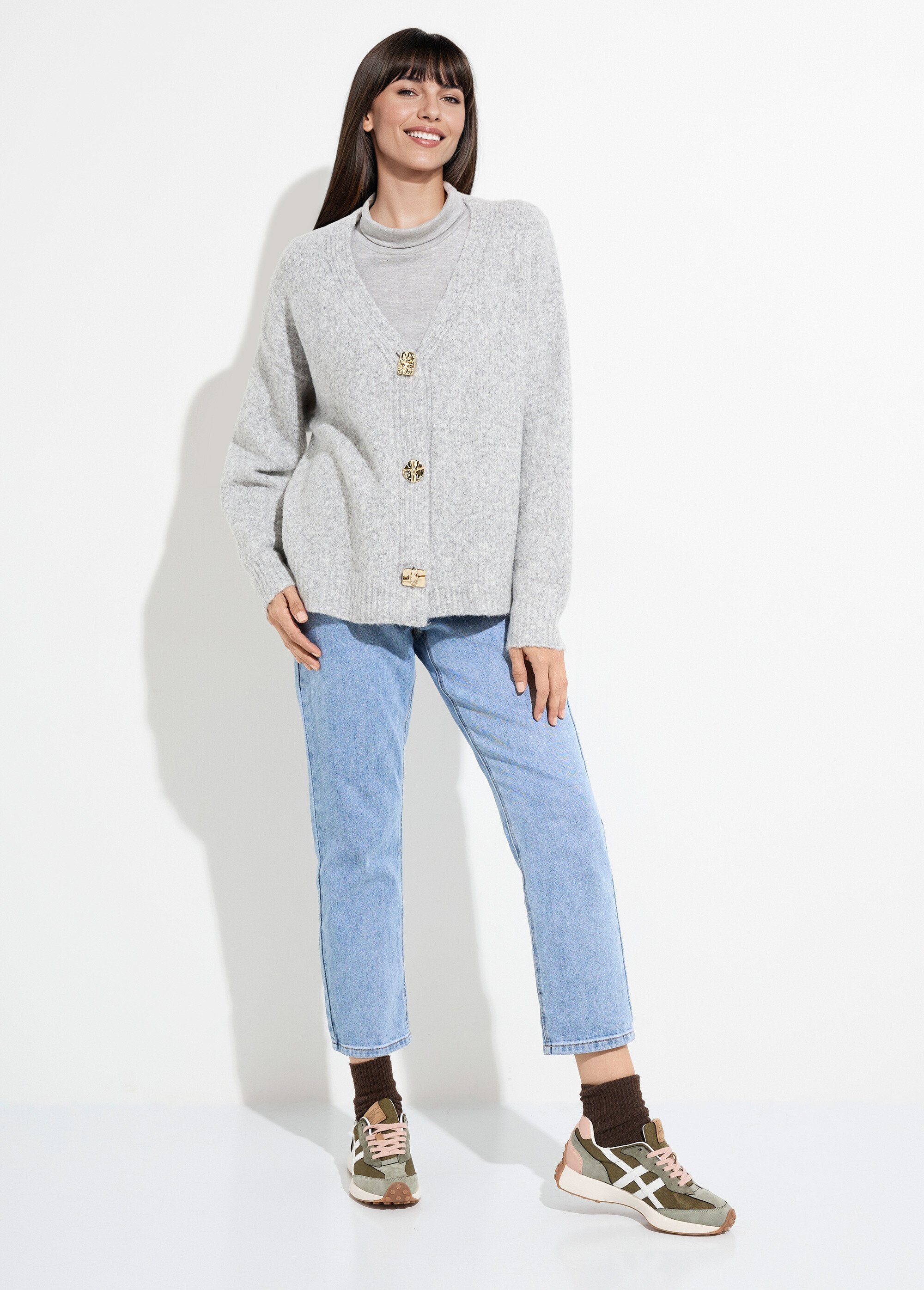 Chaleco_cálido_con_botones_de_joya_de_metal._Gris_SF1_slim