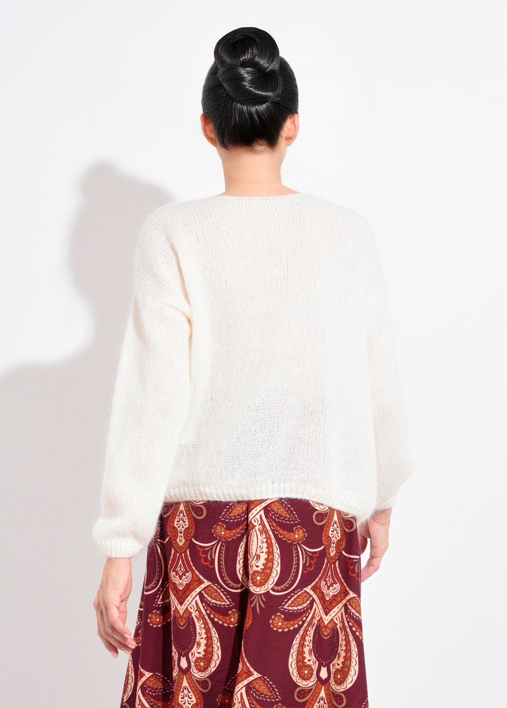 Cárdigan_de_punto_de_mohair_suave_y_cálido_con_cuello_en_V_Crudo_DO1_slim