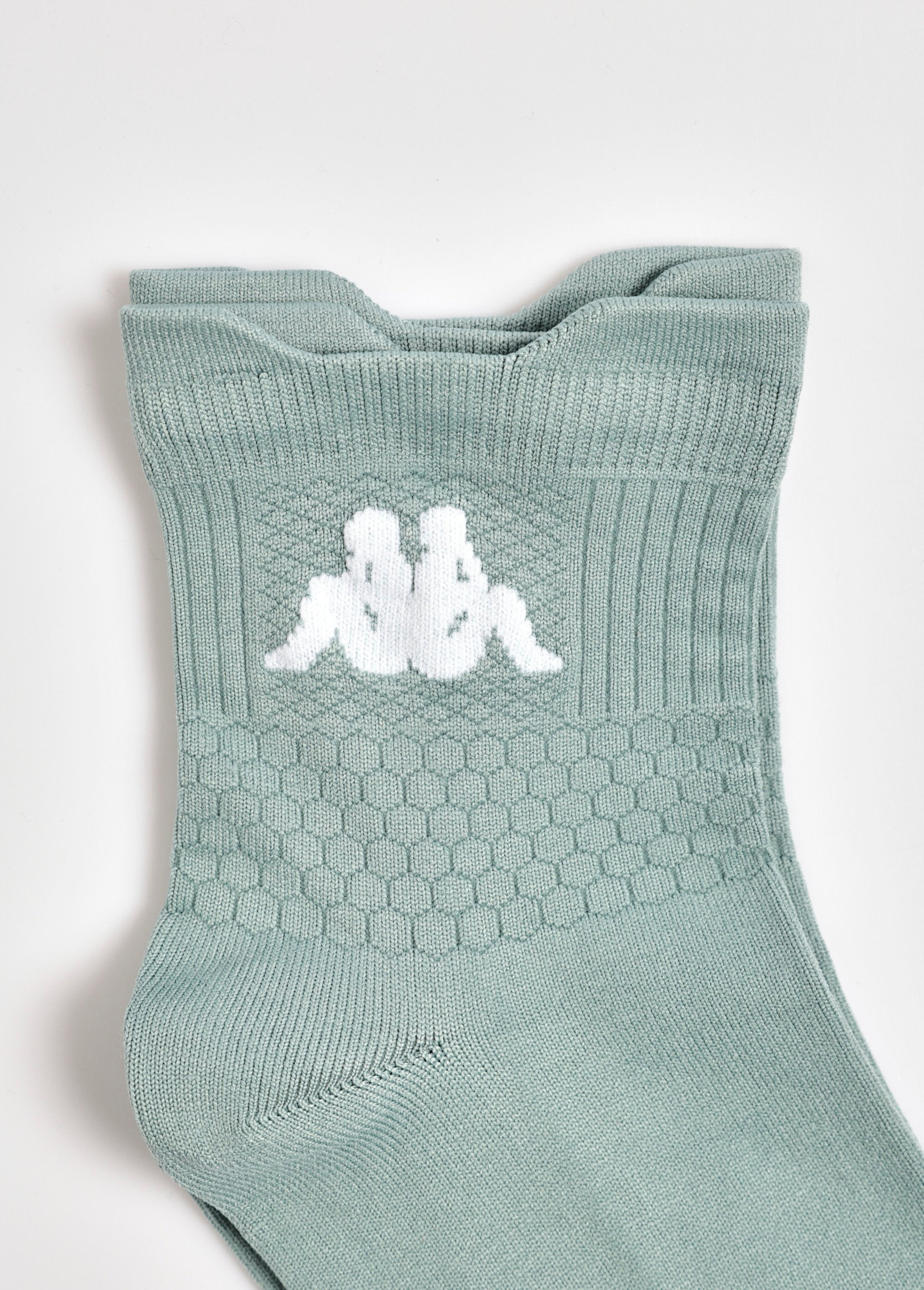 Pack_de_3_calcetines_deportivos_surtidos_Verde_y_blanco_y_negro_DE2_slim