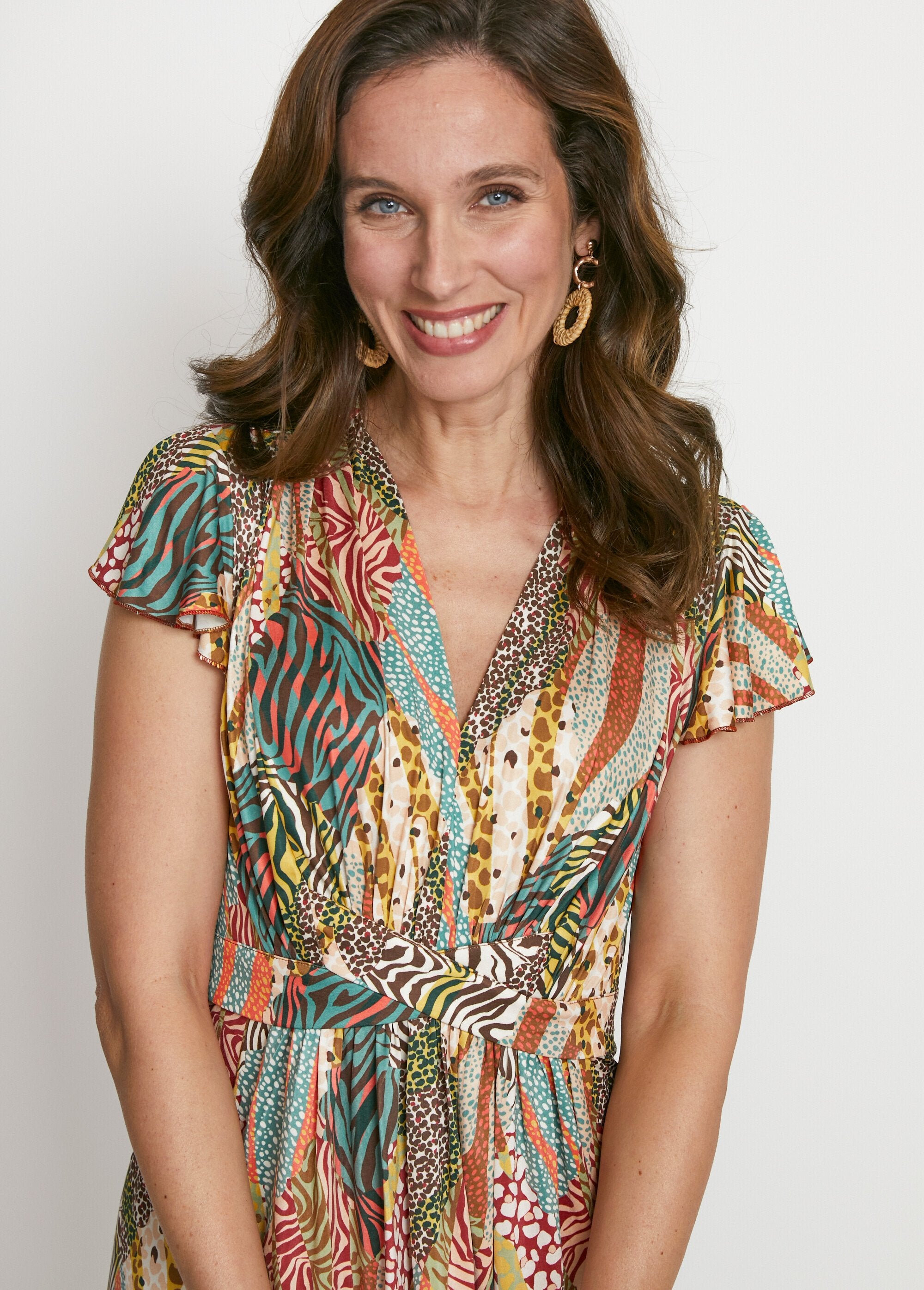 maxi_vestido_acampanado_con_estampado_safari_Multicolor_DE1_slim