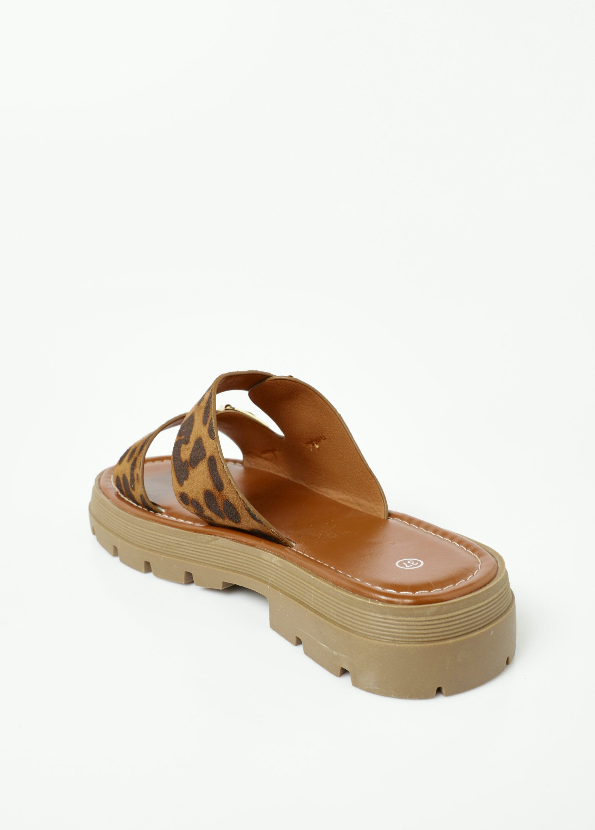 Sandalias_de_cuña_con_hebillas_Leopardo_DO1_slim