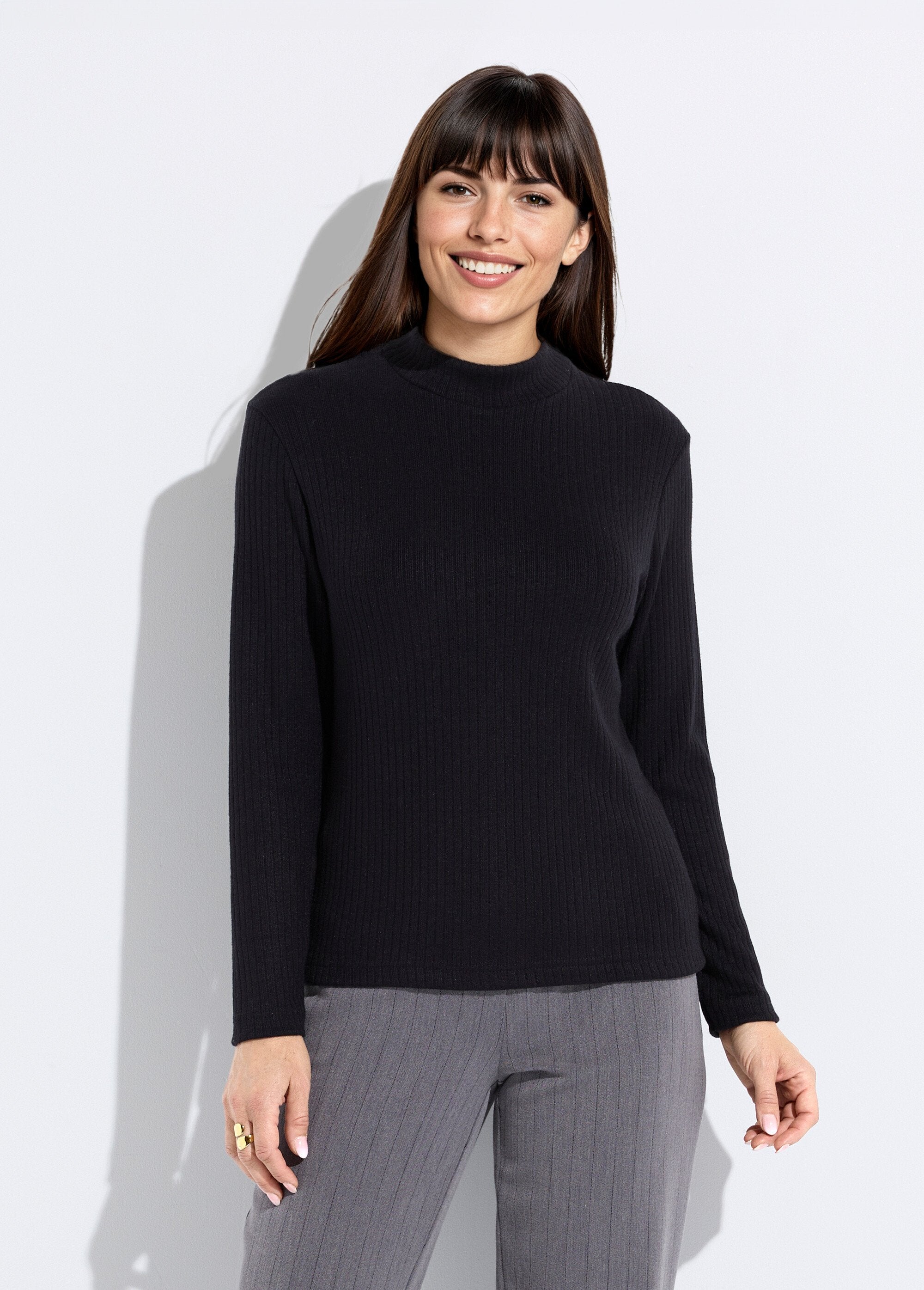 Camiseta_de_cuello_alto_y_manga_larga_de_punto_acanalado_Negro_FA1_slim