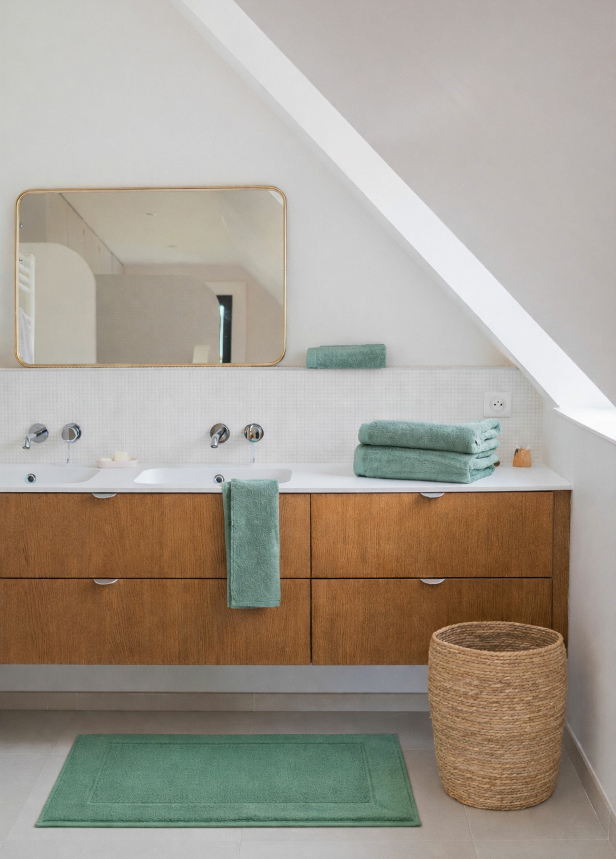 Alfombra_de_baño_de_felpa_con_borde_fino_Sabio_SF1_slim