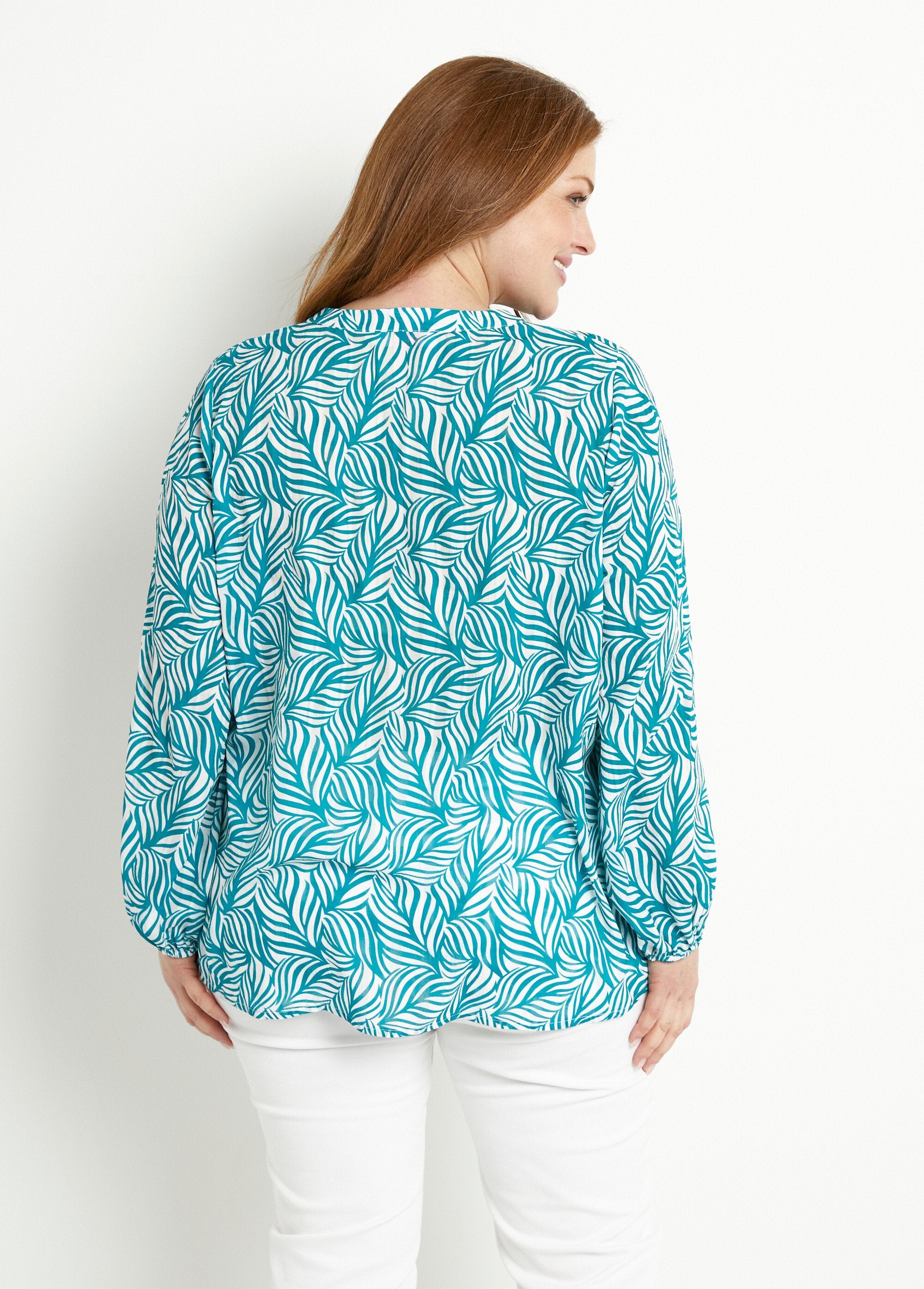 Túnica_larga_abotonada_con_mangas_3/4_verde_y_blanco_DO1_curvy