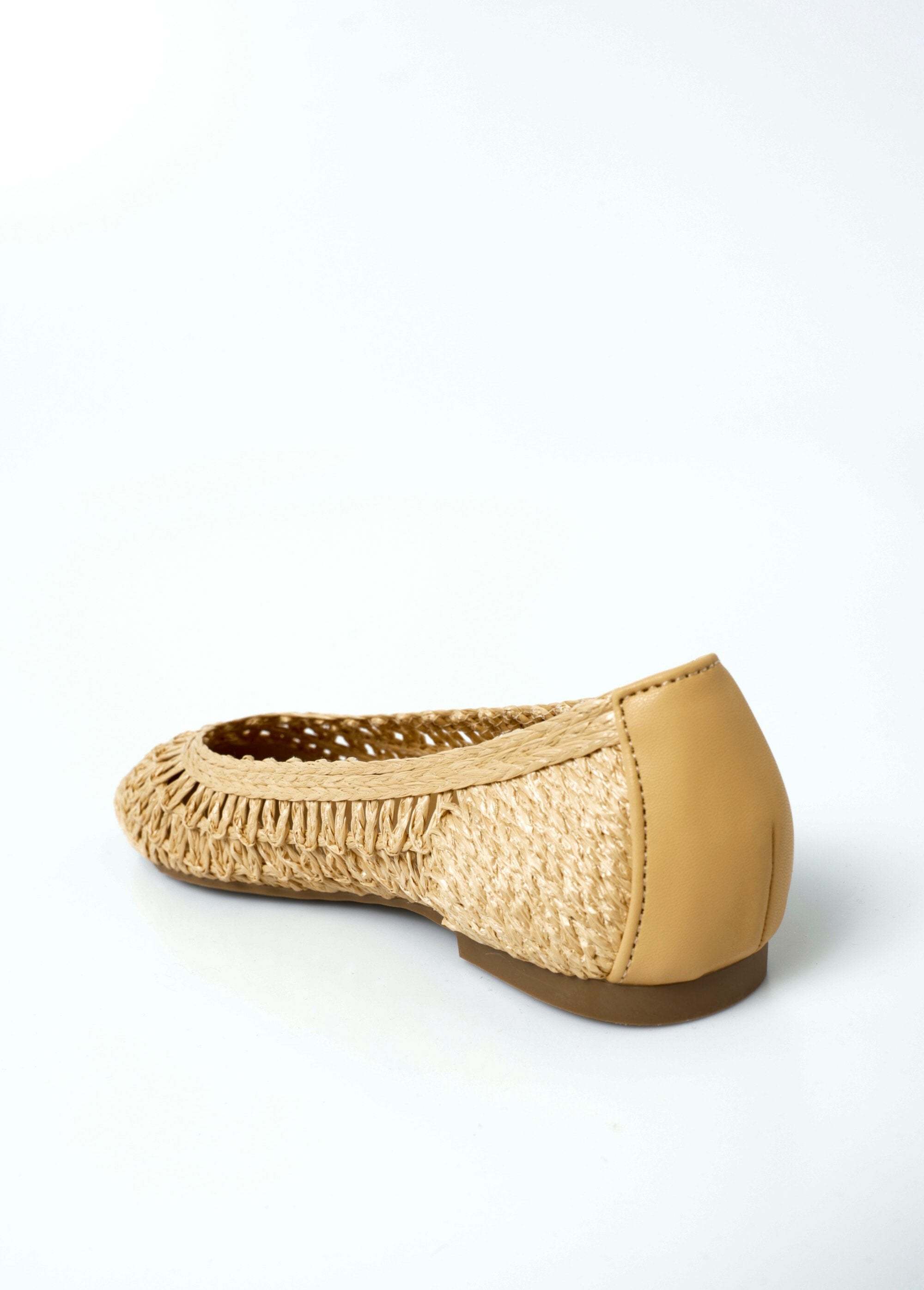 Bailarinas_planas_caladas_de_aspecto_natural_Beige_DO1_slim