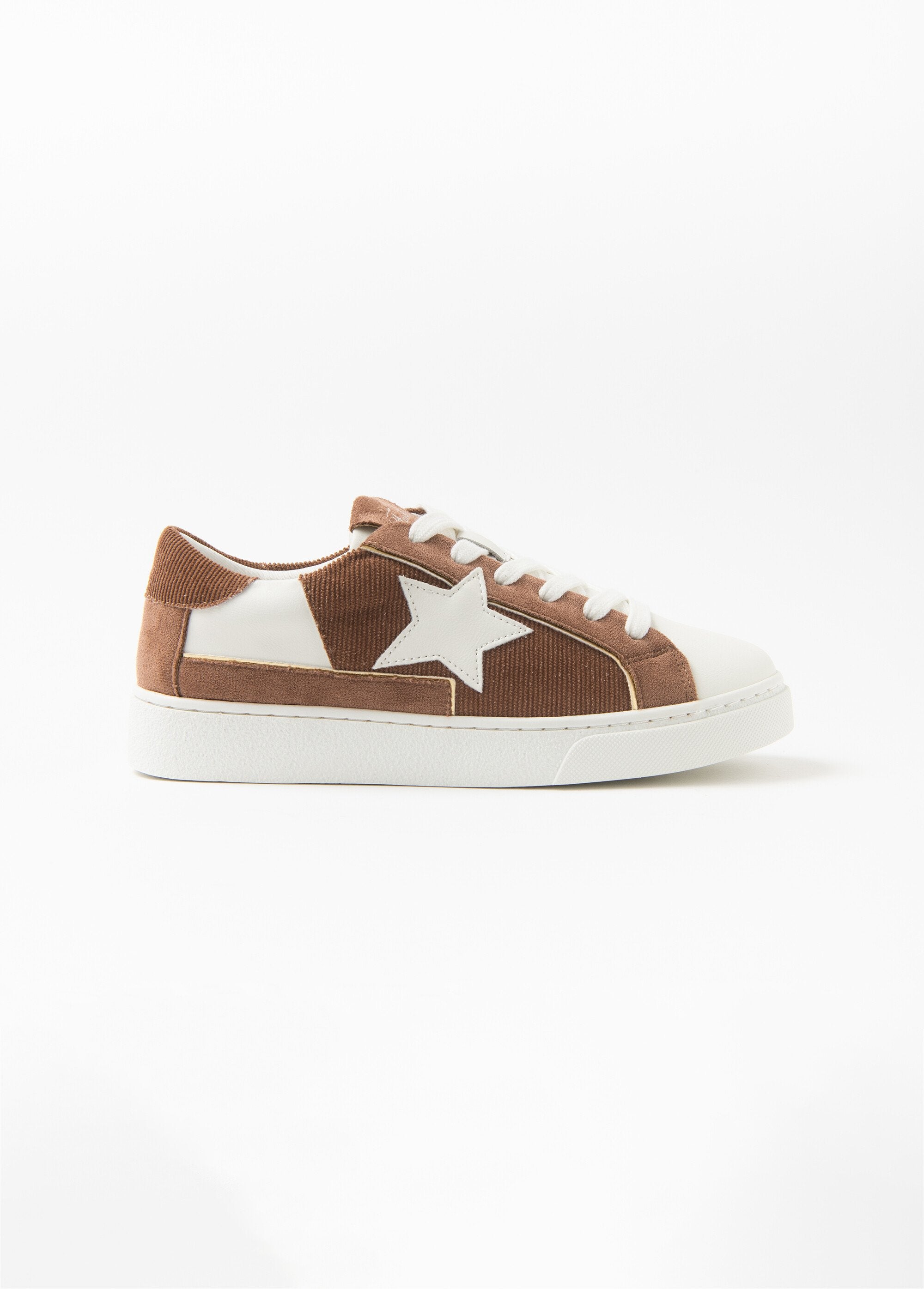 Deportivas_de_estrellas_en_color_topo_y_blanco_Vieux_rose__DR1_slim