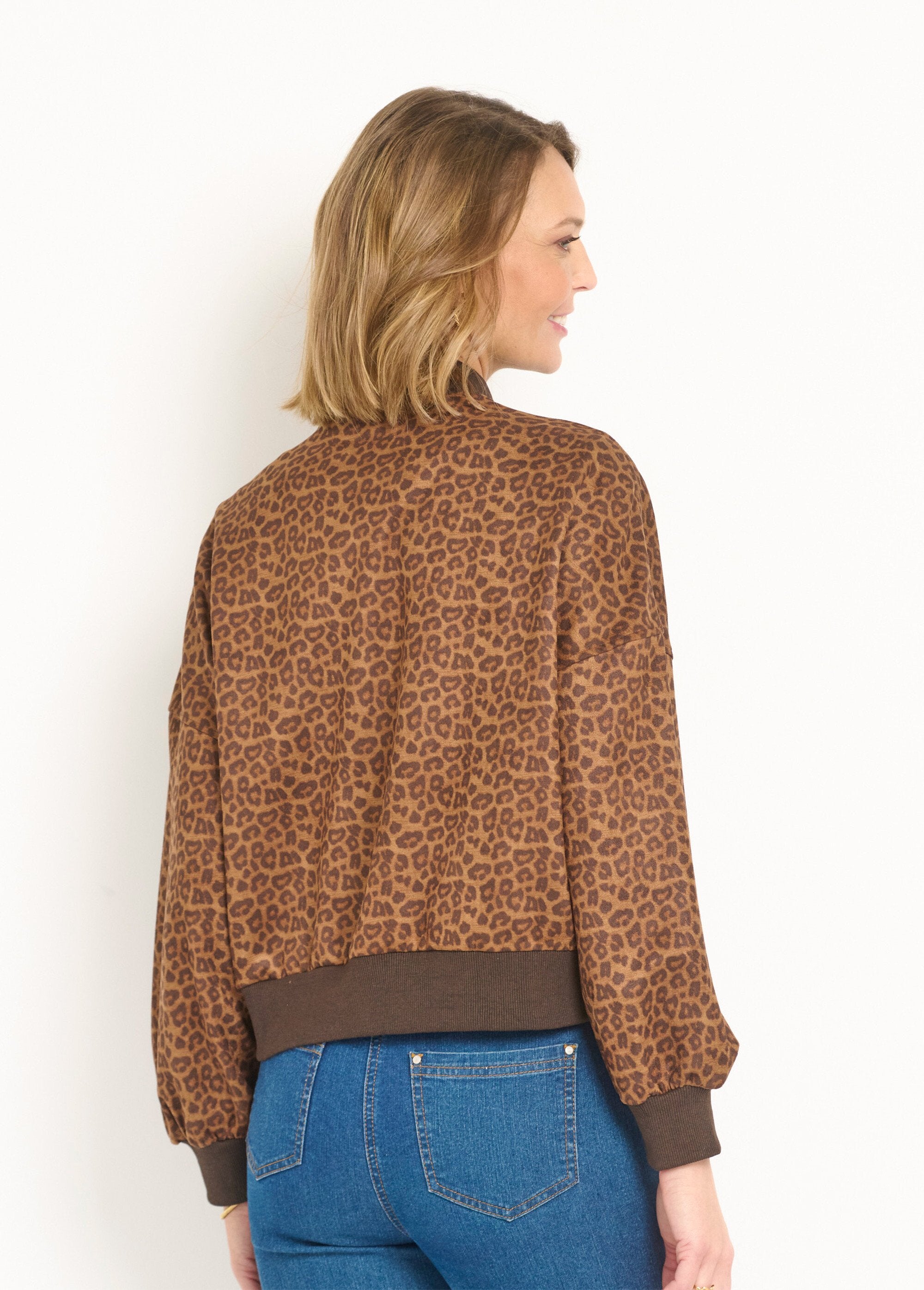 Chaqueta_con_cremallera_estilo_osito_de_peluche_con_estampado_de_leopardo_Leopardo_DO1_slim