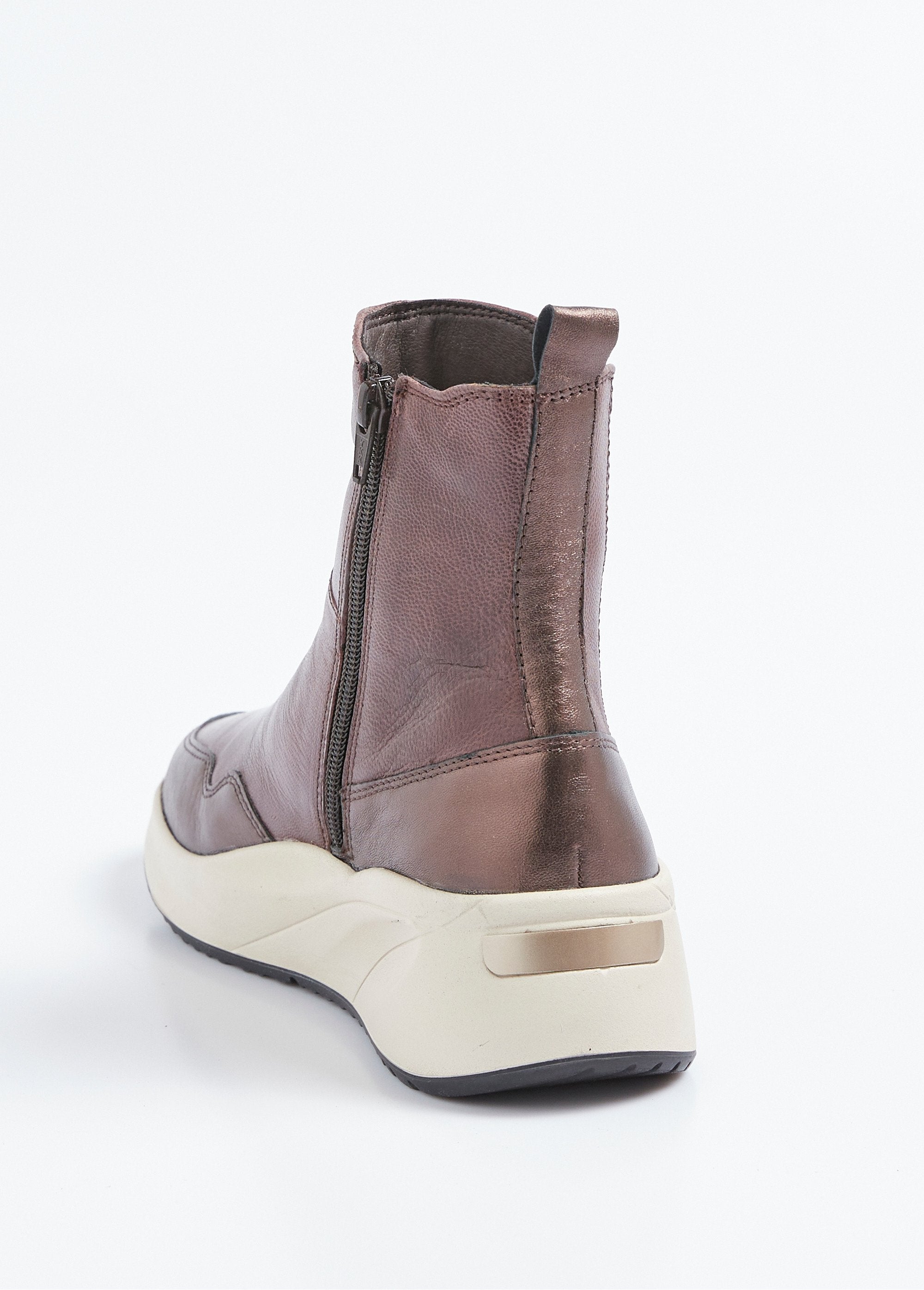 Boots_cuir_sportswear_semelle_épaisse_Marron_DO1_slim