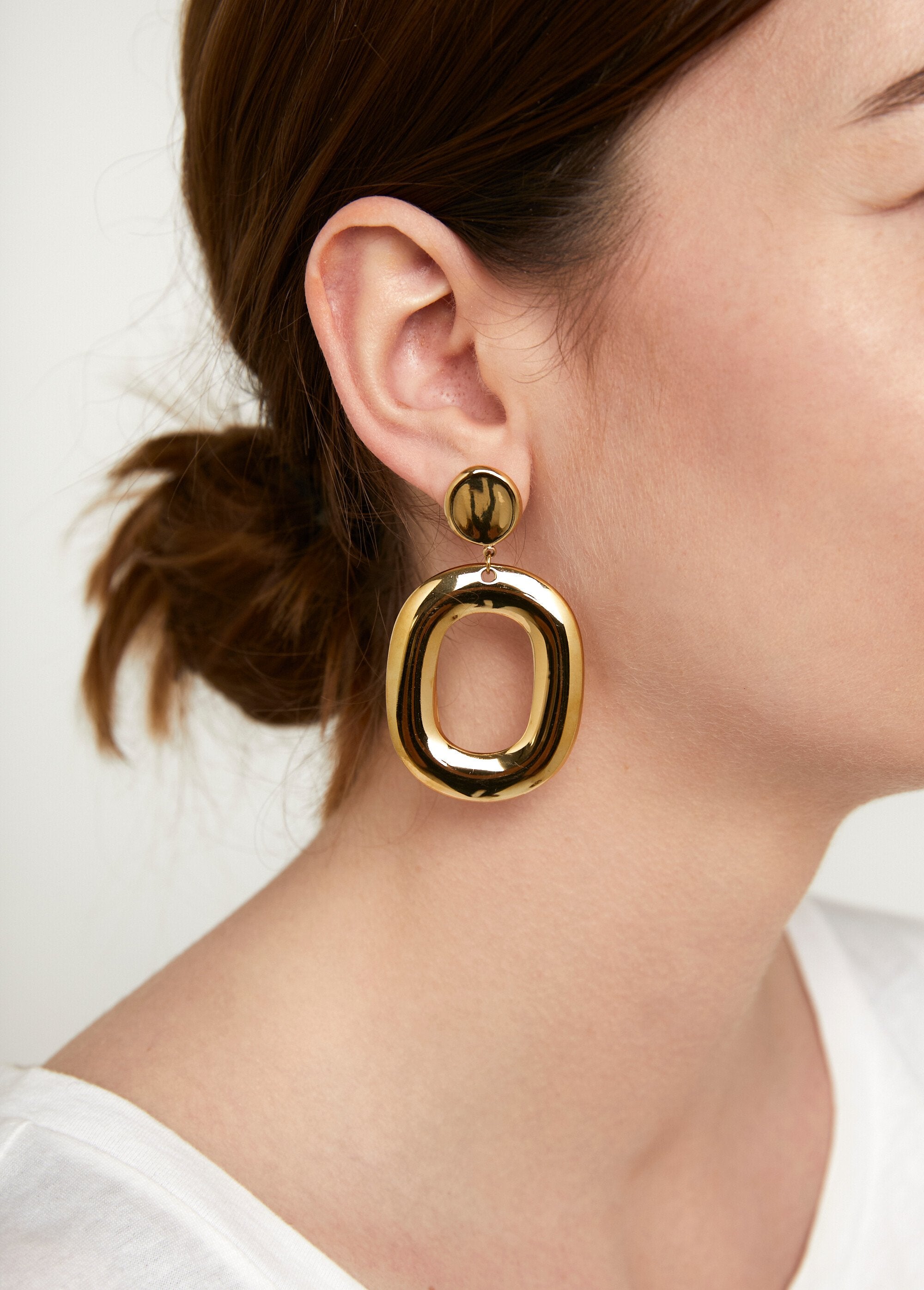 Pendientes_colgantes_ovalados_huecos_Dorado_FA1_slim