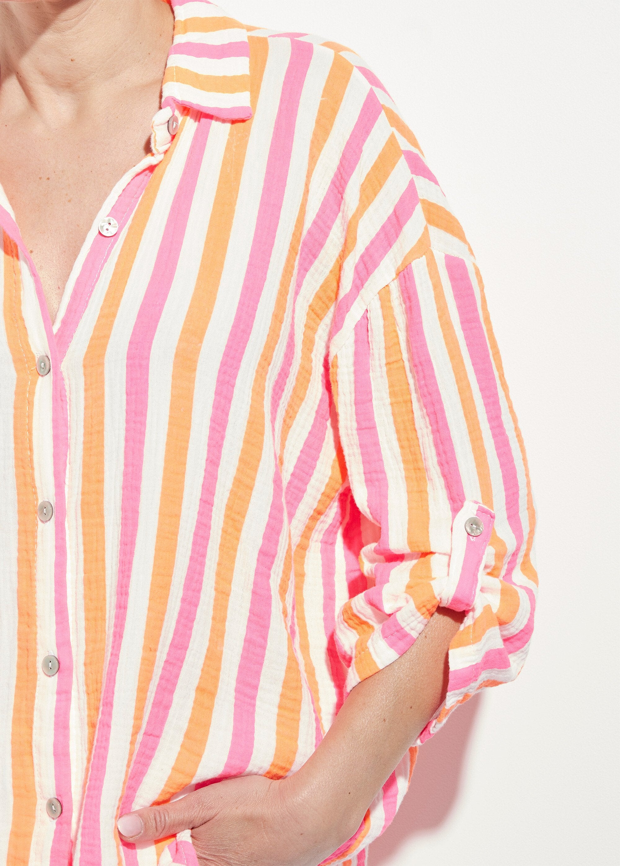 Blusa_de_gasa_de_algodón_con_rayas_fluorescentes_naranja_y_rosa_DE1_slim