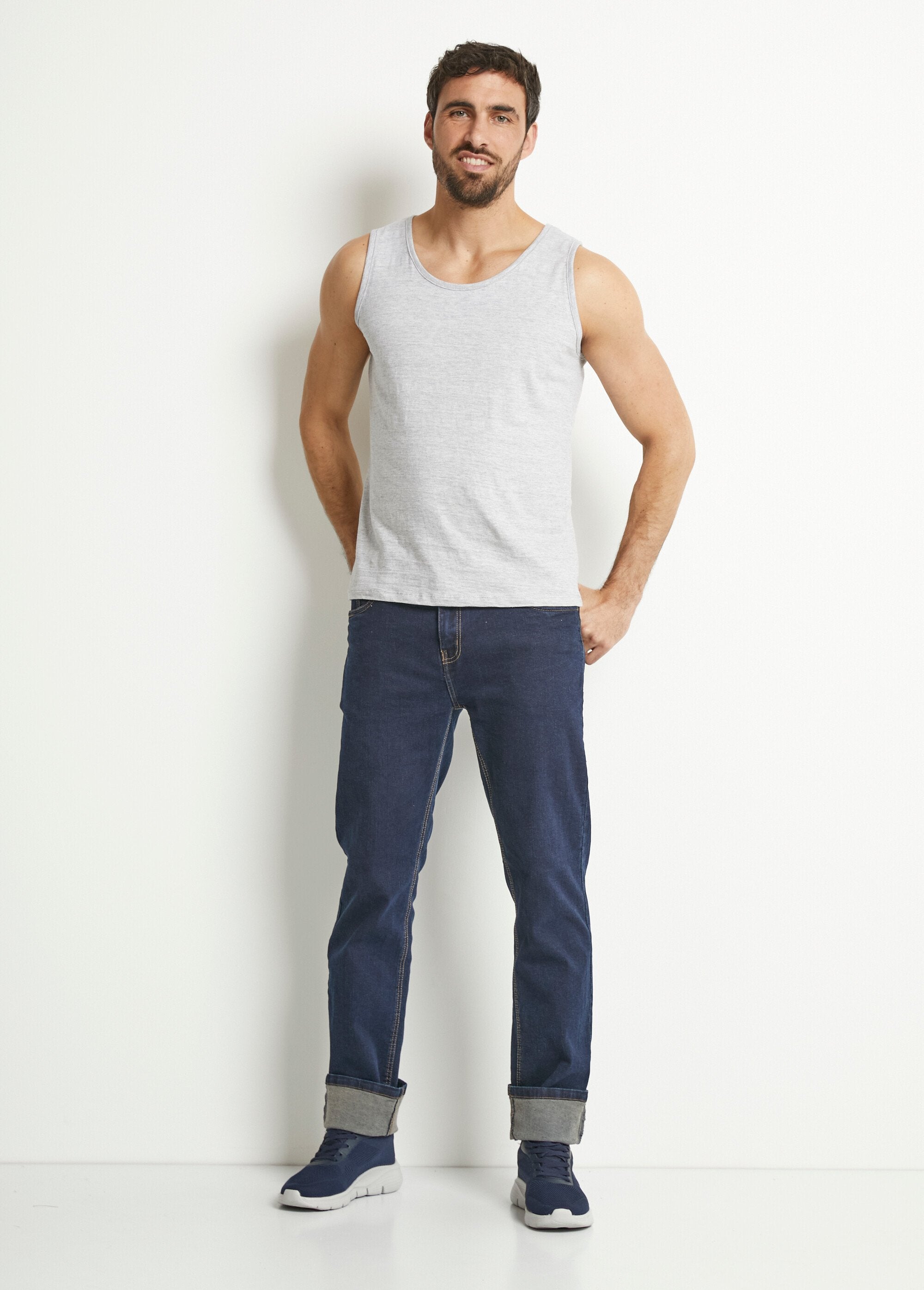 Camiseta_sin_mangas_con_cuello_redondo_Gris_SF1_slim