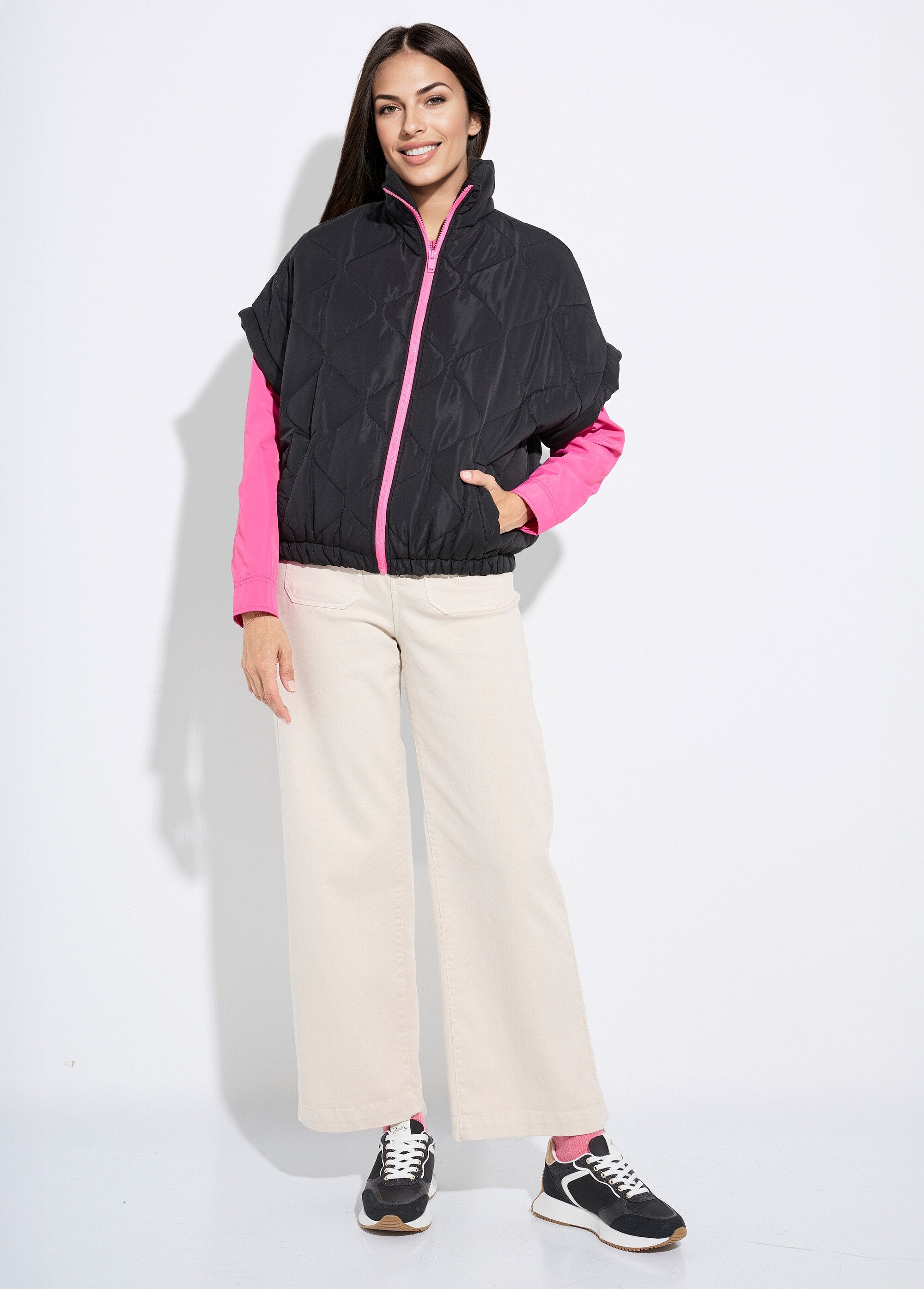 Chaqueta_de_plumas_mate_sin_mangas_con_cremallera_fluorescente_Negro_SF1_slim