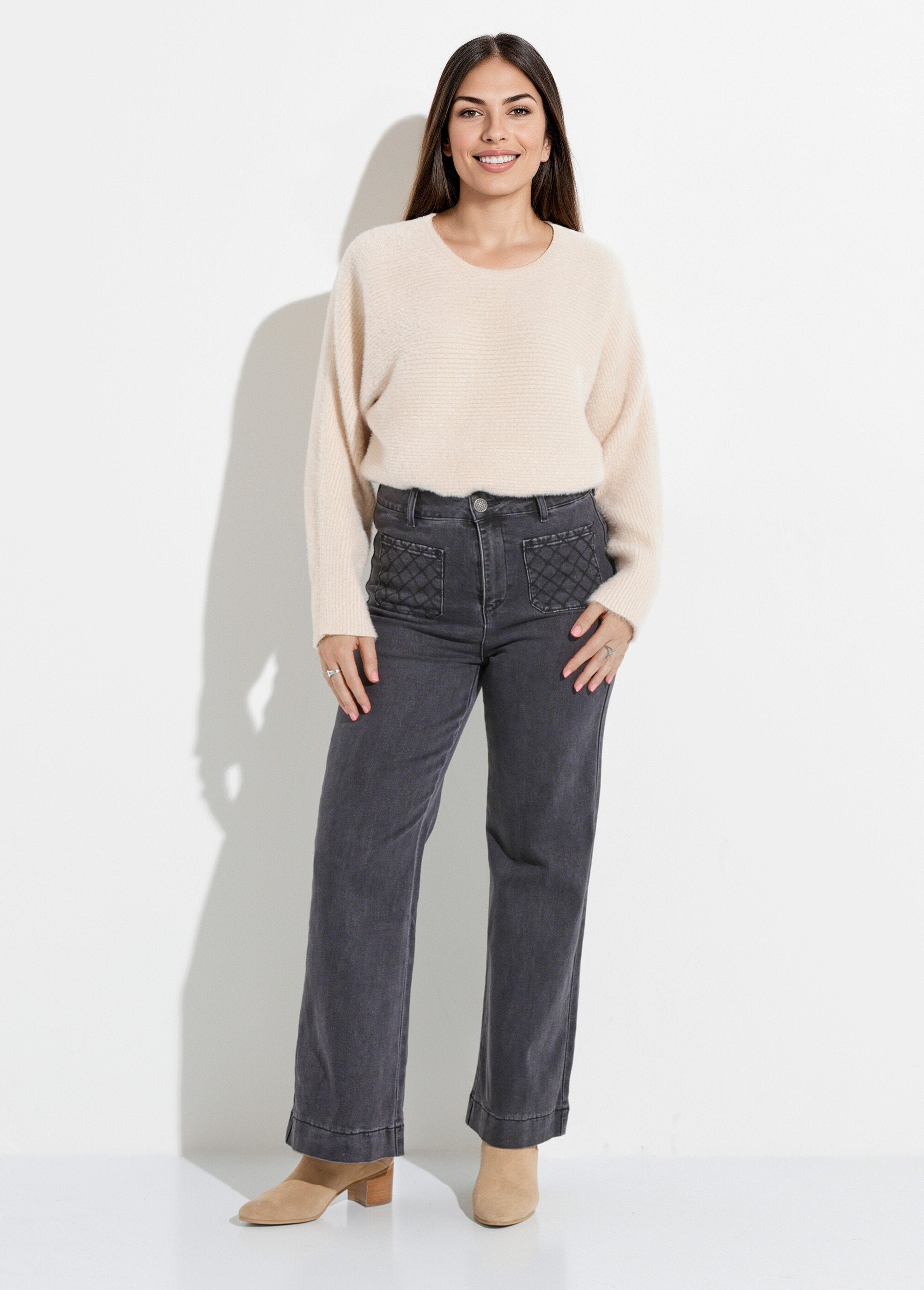 Vaqueros_acampanados_con_bolsillos,_especial_PETITE_Gris_antracita_SF1_slim