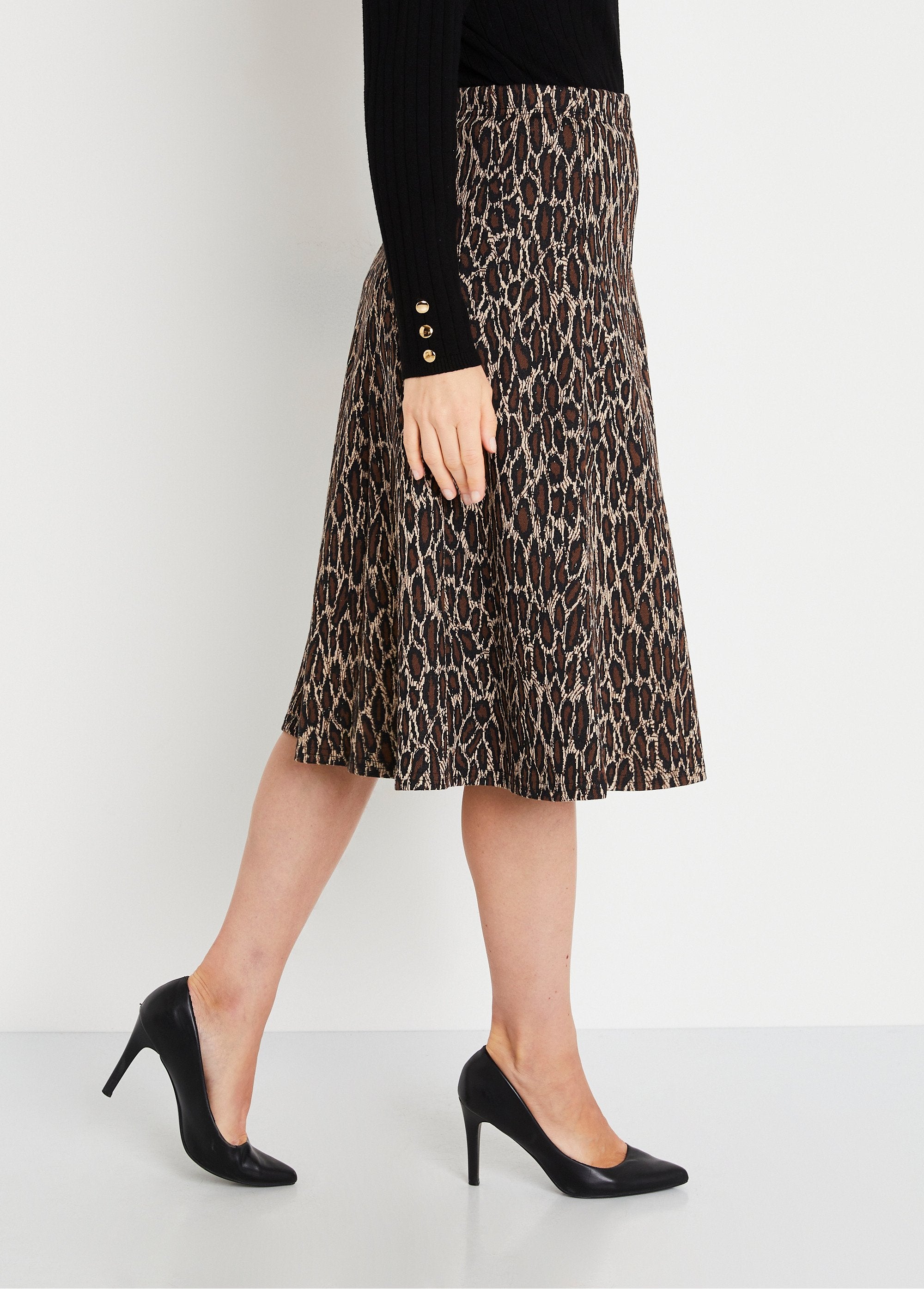 Falda_larga_acampanada_de_punto_jacquard_Marron_leopard_DR1_slim