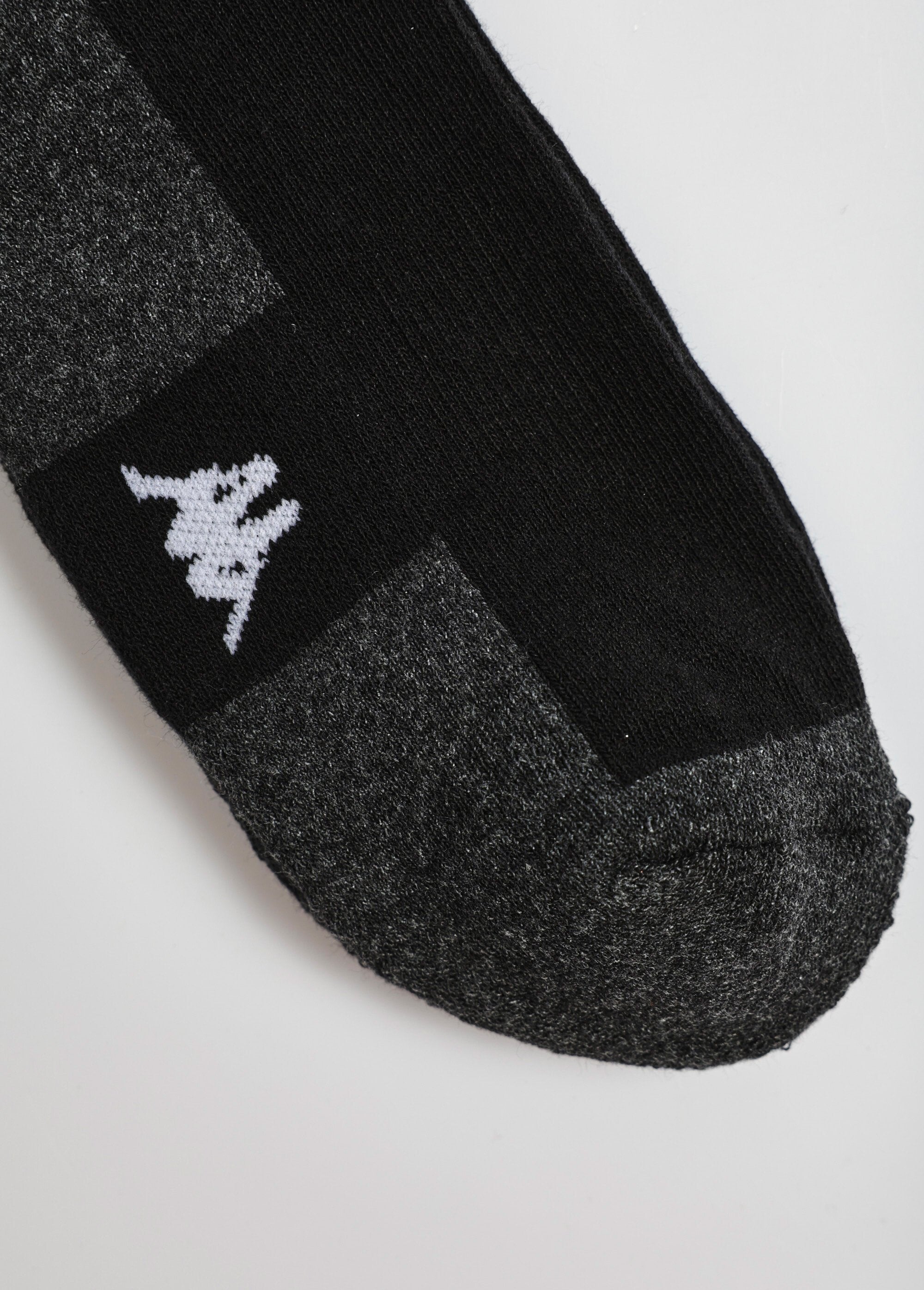Pack_de_3_calcetines_pequeños_con_logo_Negro_DE2_slim