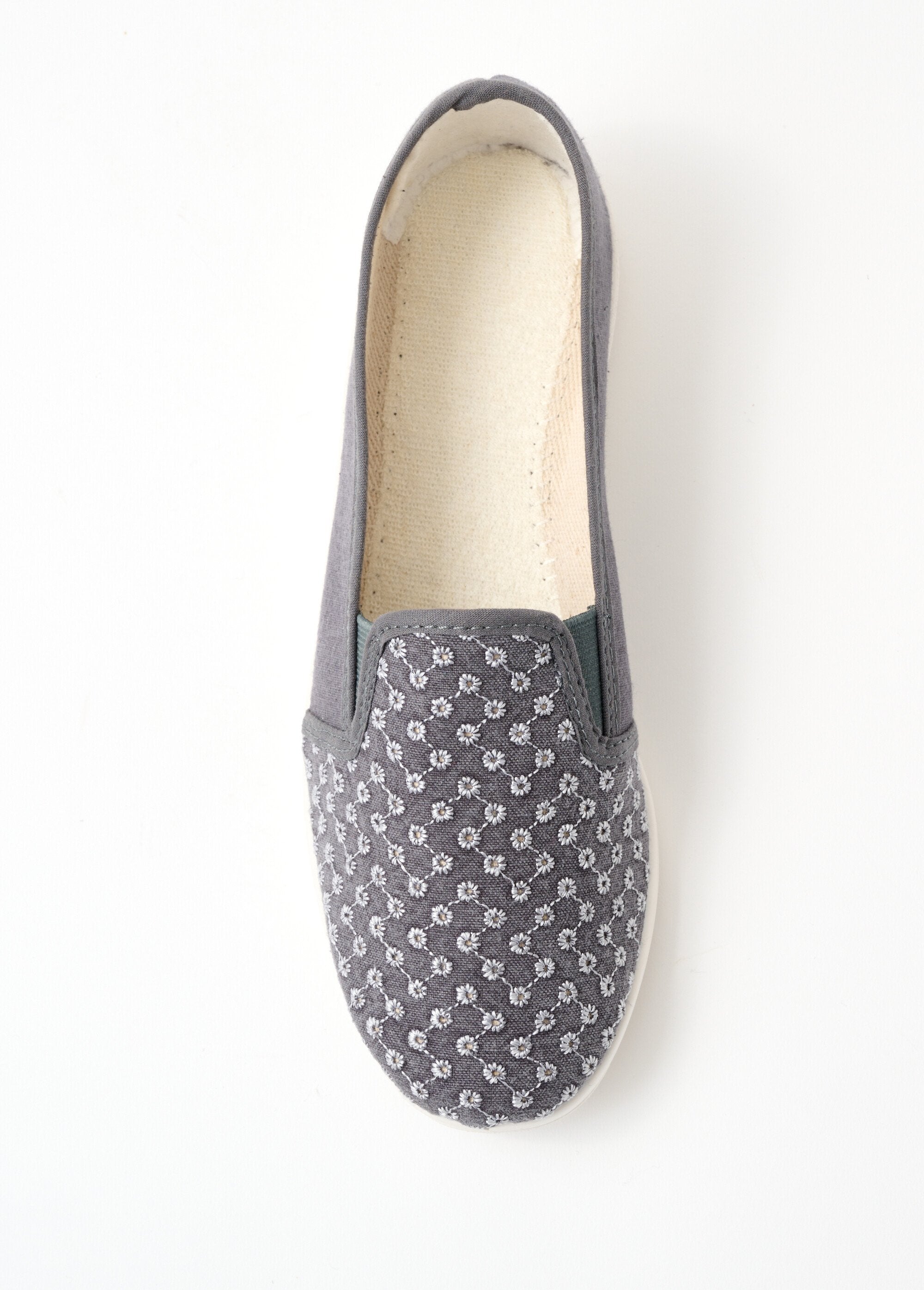 Mocasines_anchos_confort_bordados_Gris_OV1_slim