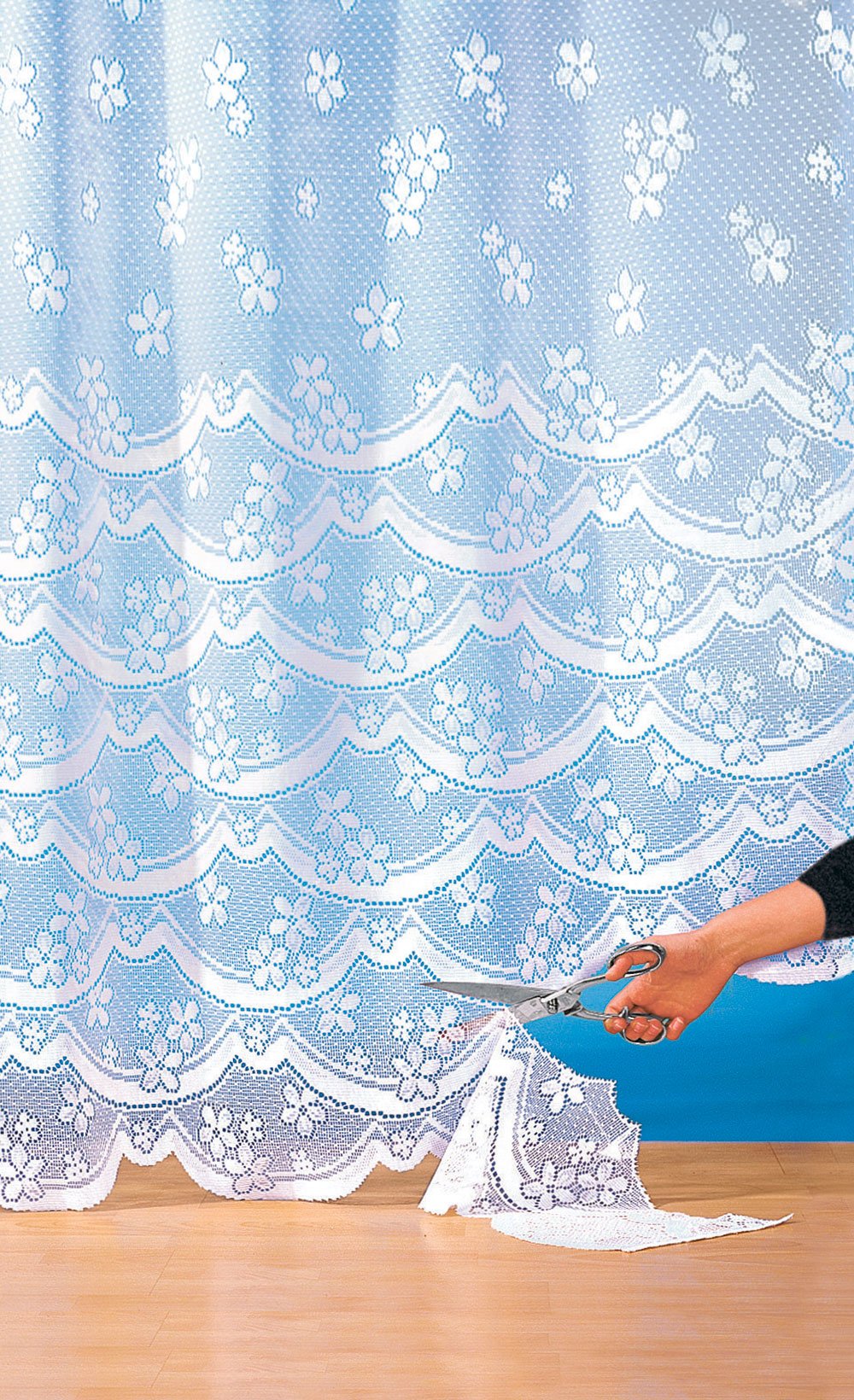 Cortina_de_panel_de_encaje_Blanco,_Blanca_FA1_slim