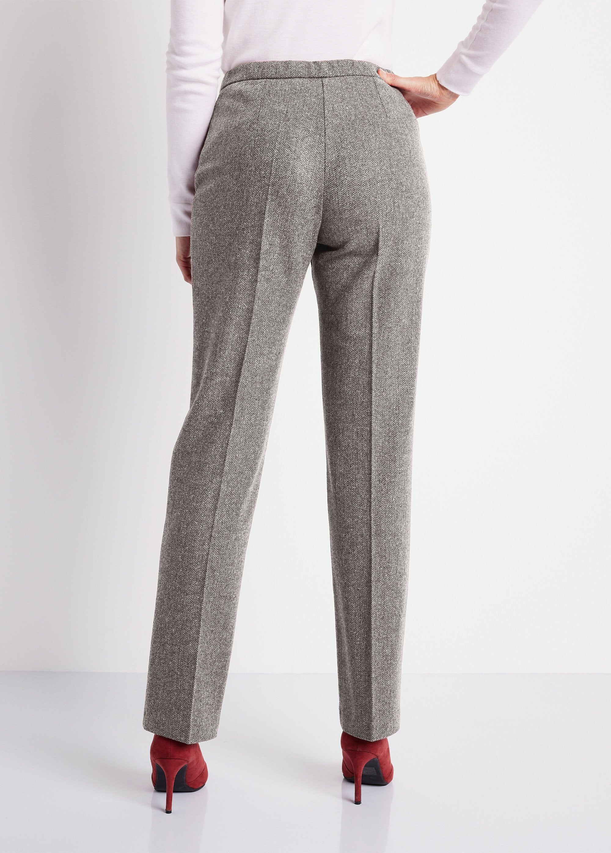 Pantalón_de_espiga_o_jaspeado,_entrepierna_75_cm_galones_grises_DO1_slim