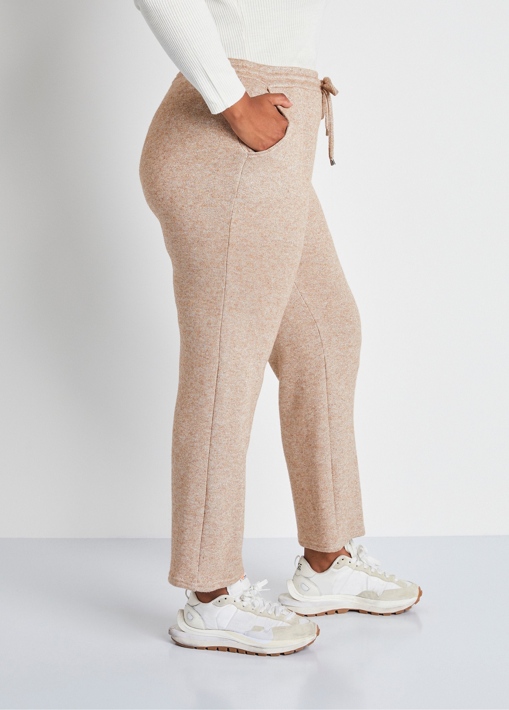 Pantalón_jogging_punto_brillo_Beige_iridiscente_DR1_curvy