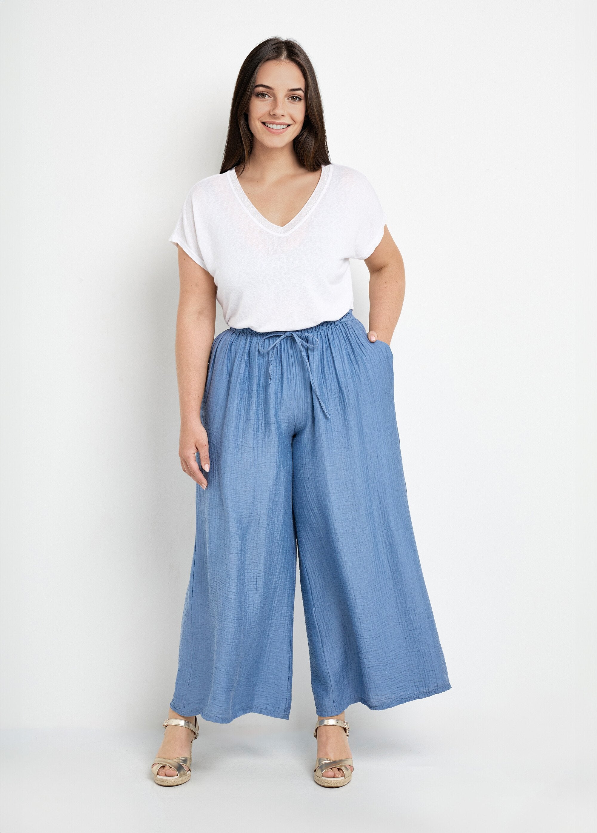 Pantalones_anchos_y_fluidos_de_lyocell_vaqueros_azules_SF1_curvy