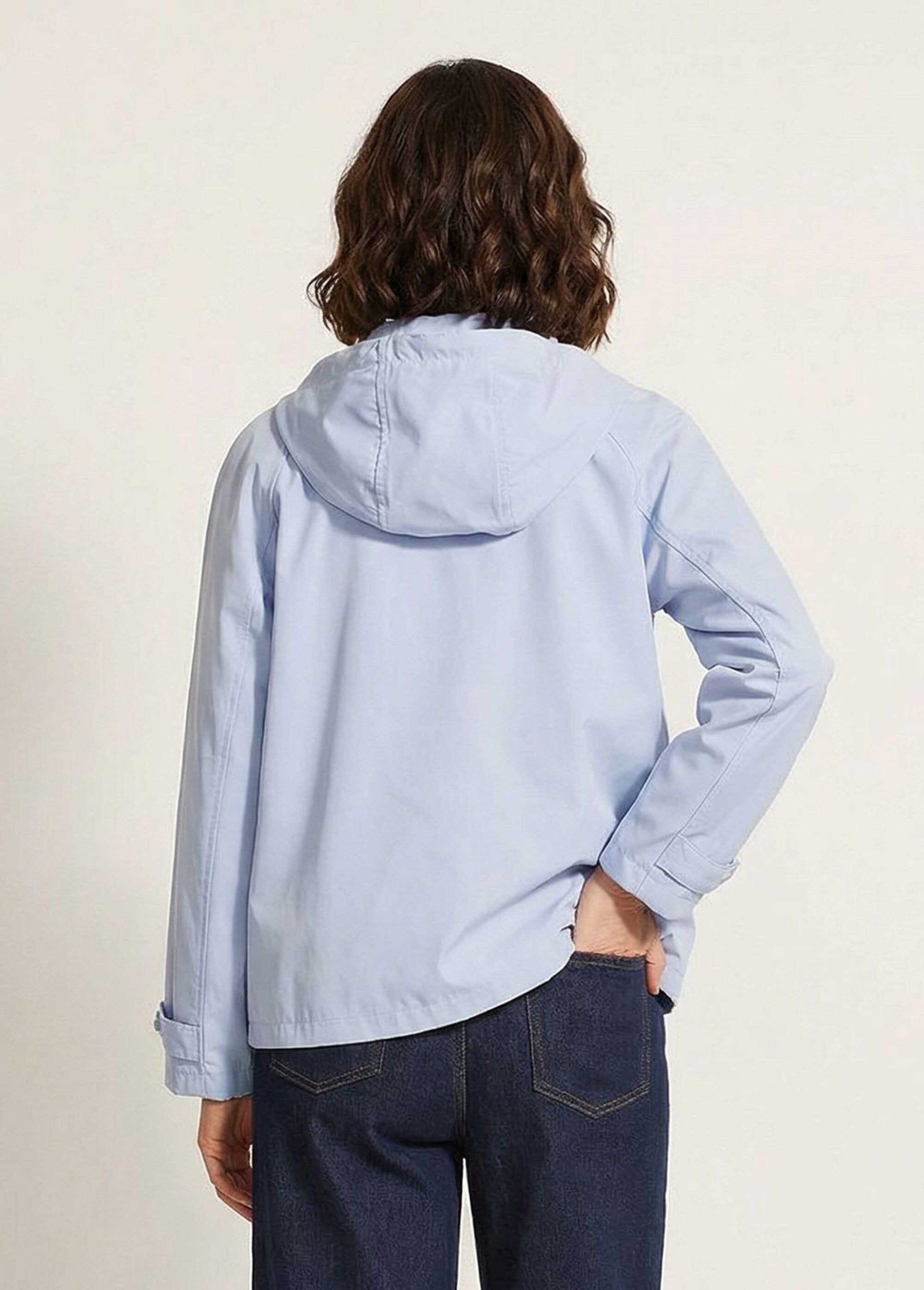 Parka_corta_ligera_e_impermeable_Cielo_DO1_slim