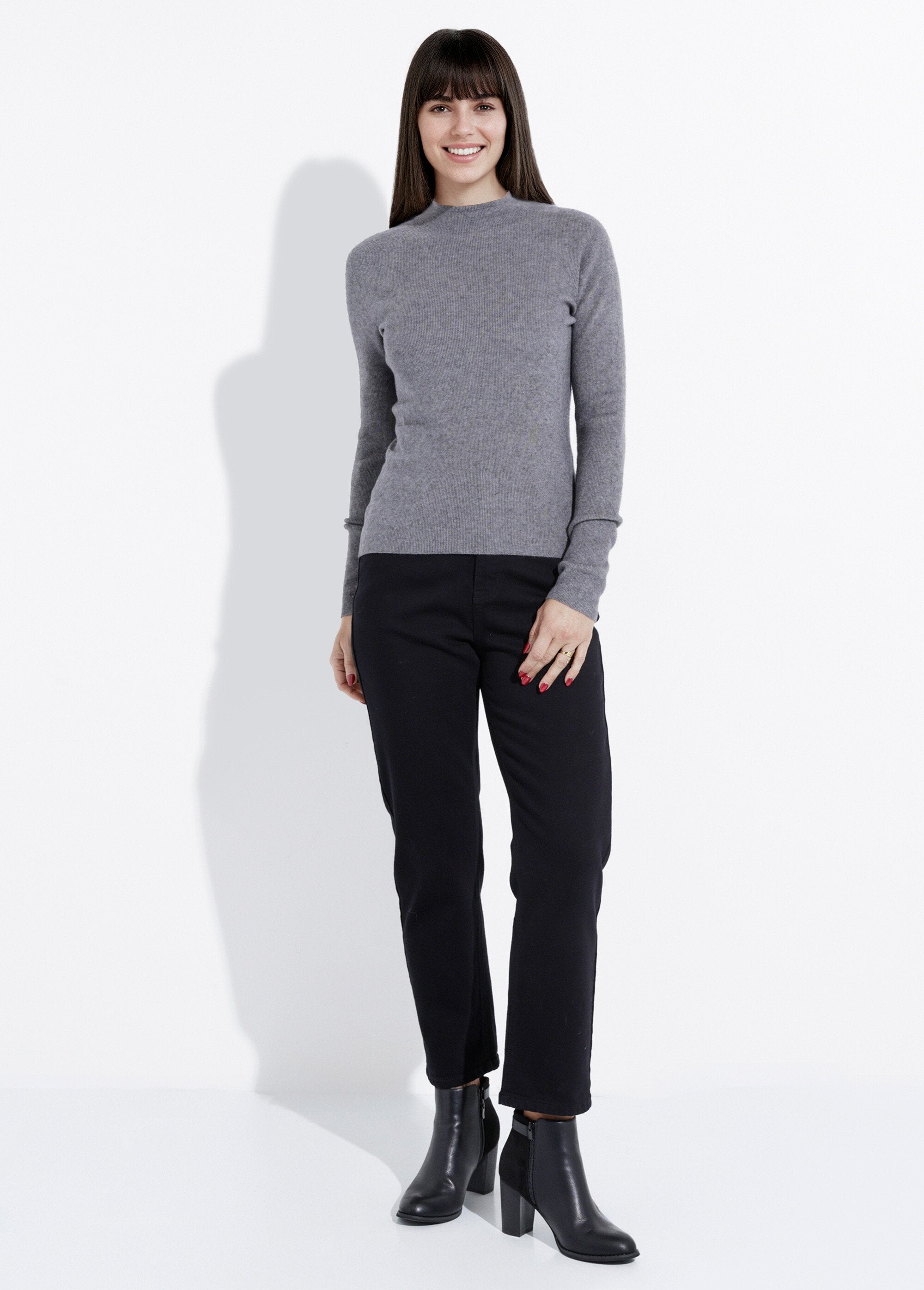 Suéter_ajustado_de_cuello_alto_Gris_SF1_slim