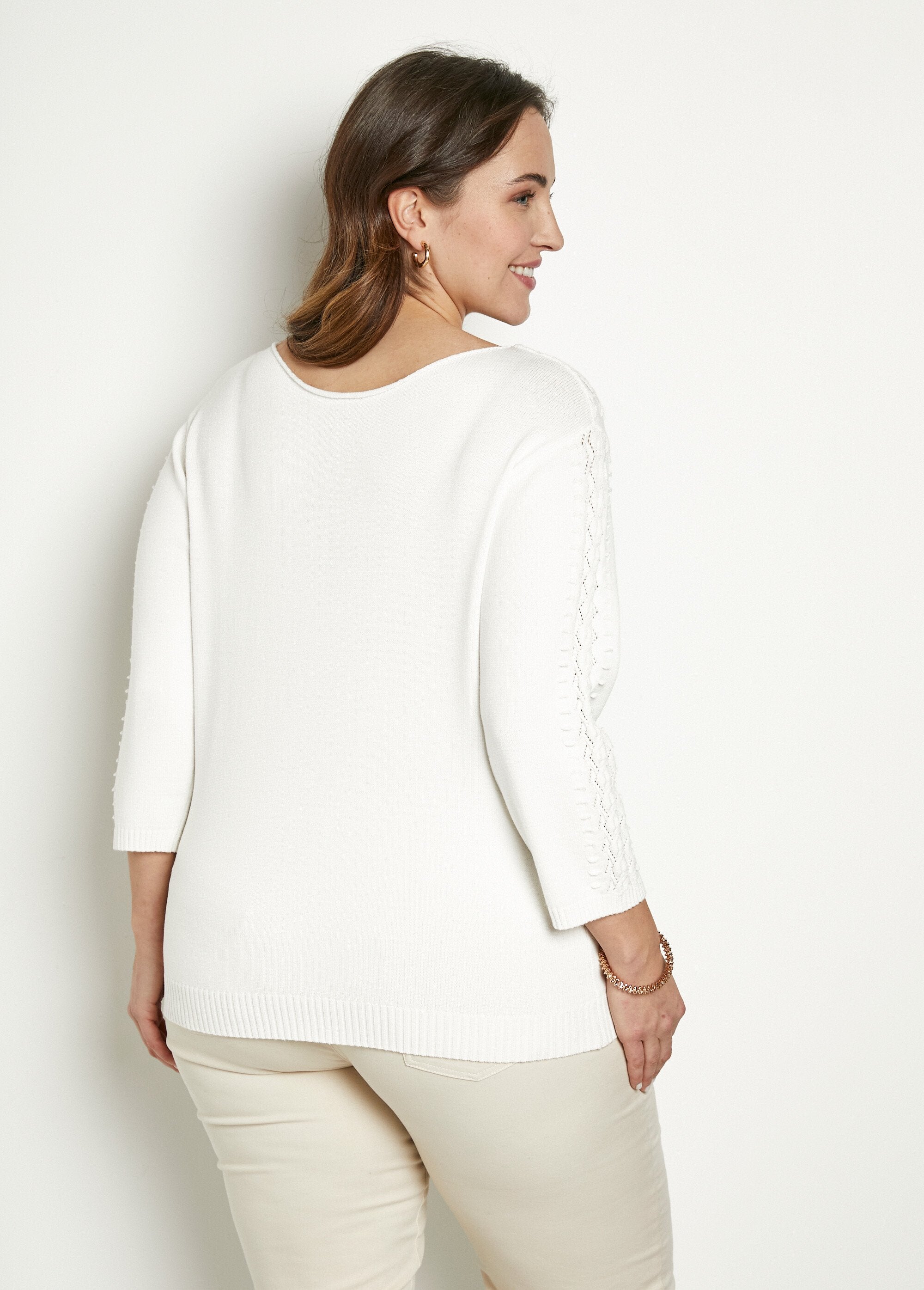 Jersey_punto_fantasía_cuello_redondo_liso_suave_Crudo_DO1_curvy