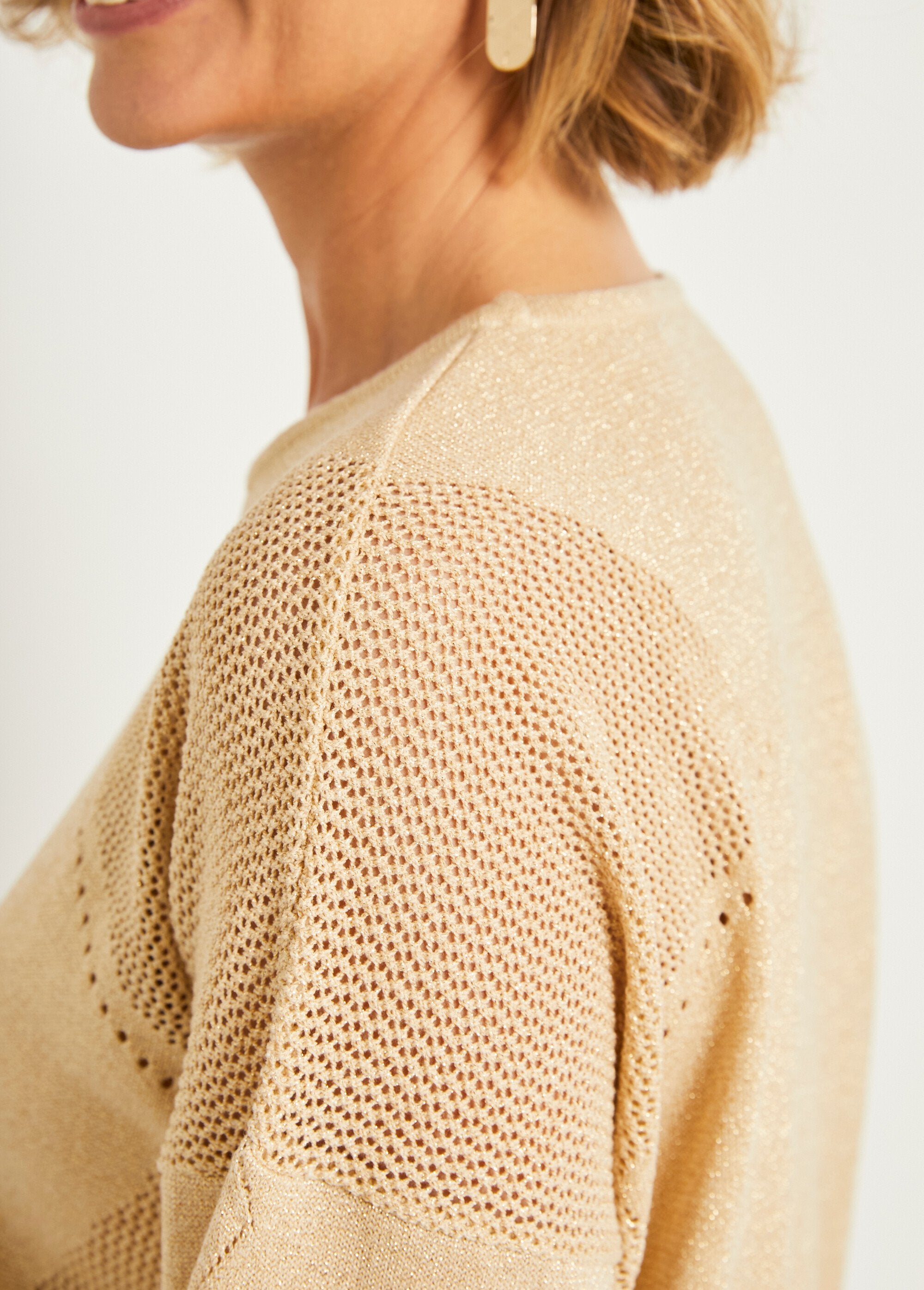 Jersey_corto_calado_iridiscente_de_manga_larga_Dorado_DE3_slim
