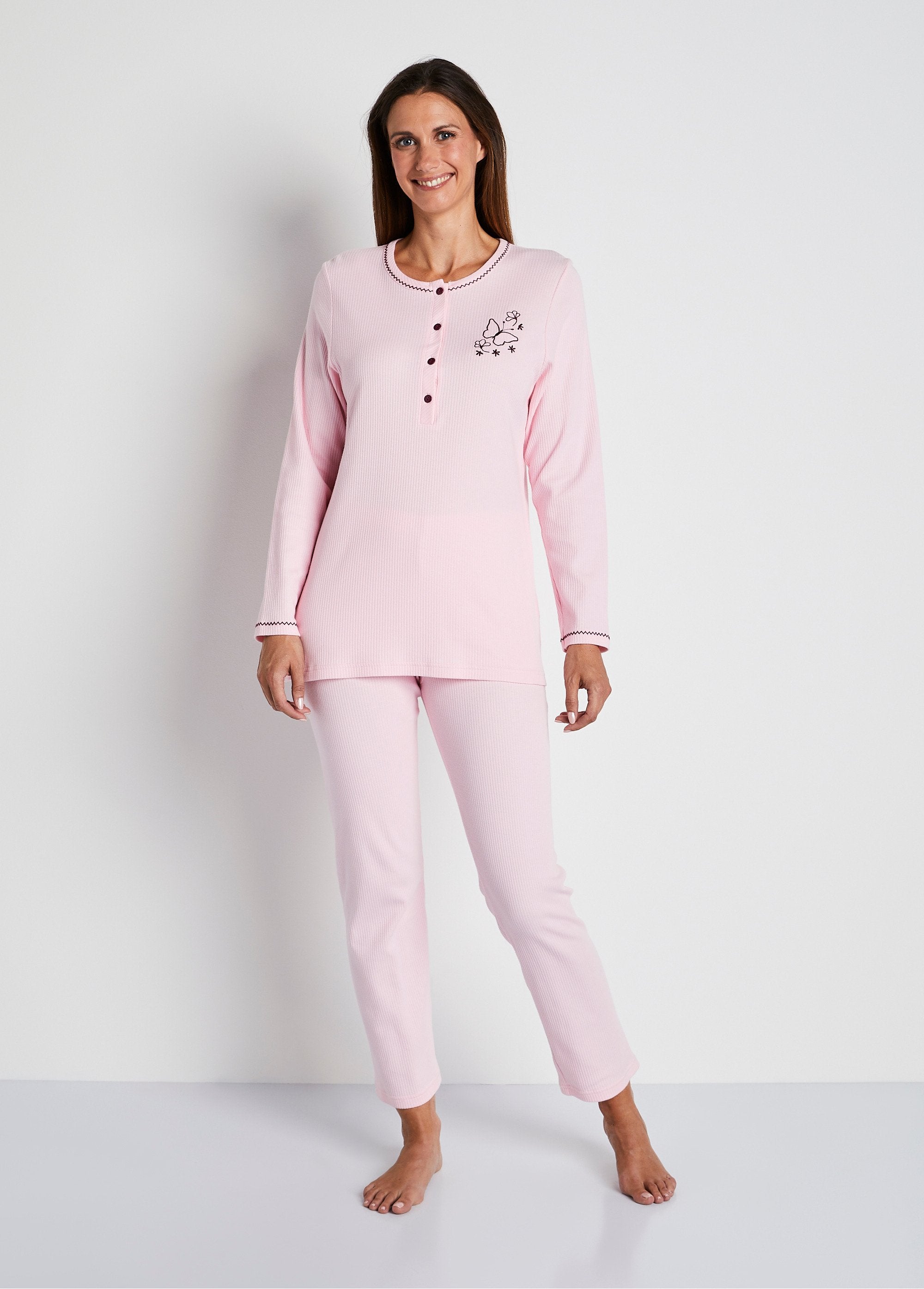 Pijamas_bordados_Rosa_FA1_slim