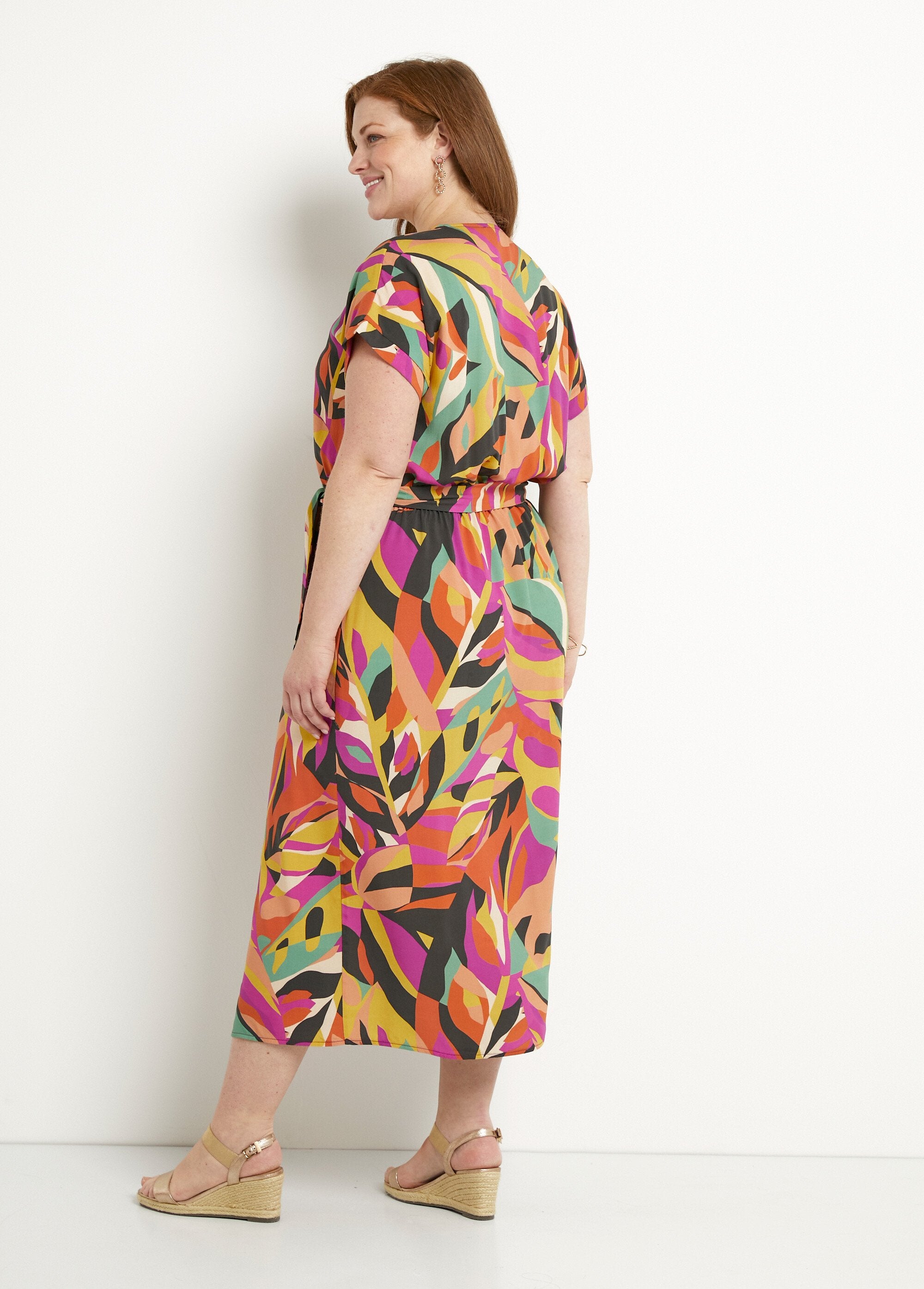 Vestido_corto_cruzado_multicolor_Multicolor_DO1_curvy