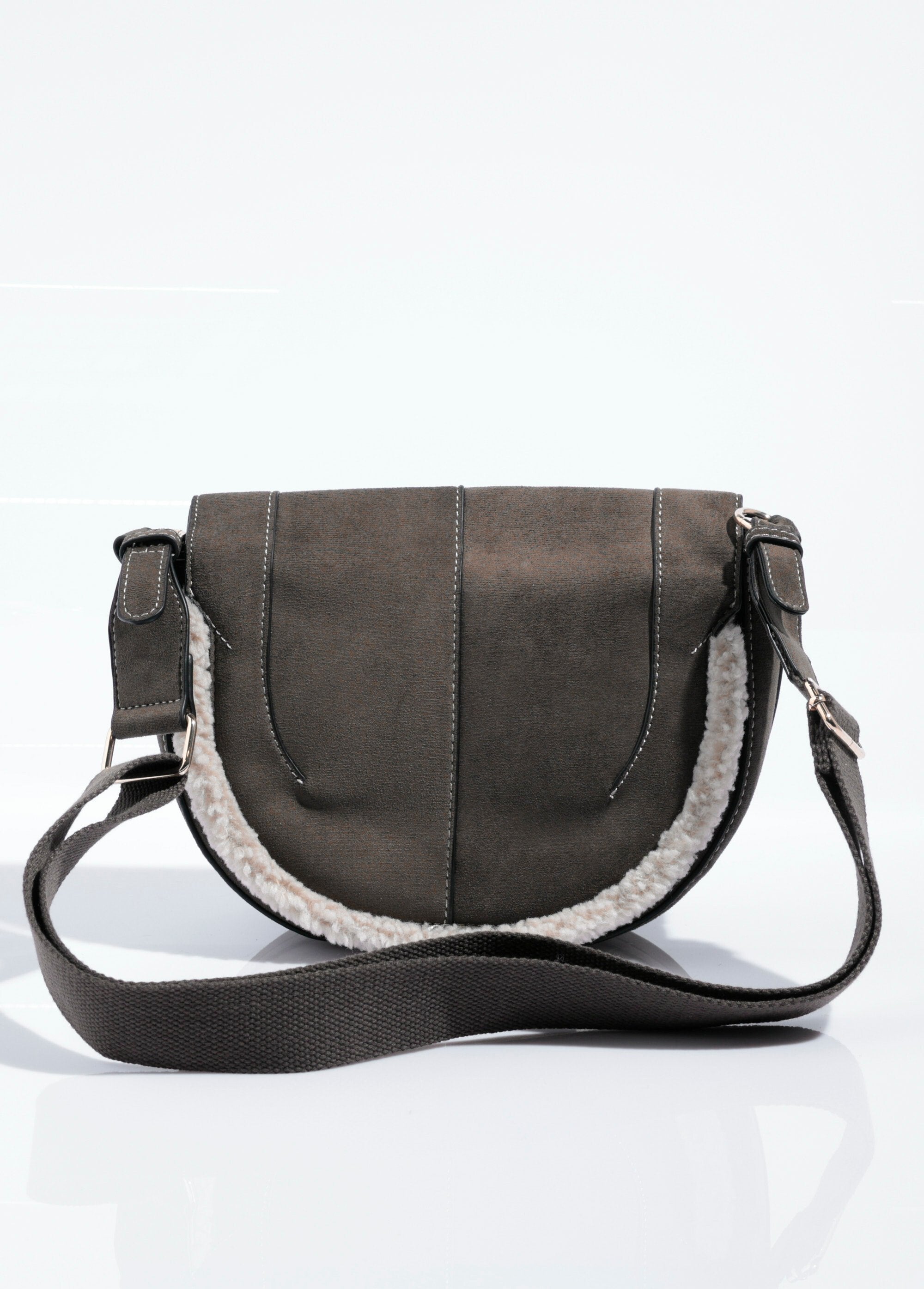 Bolso_de_mano_de_media_luna_de_ante_y_piel_Caqui_FA1_slim