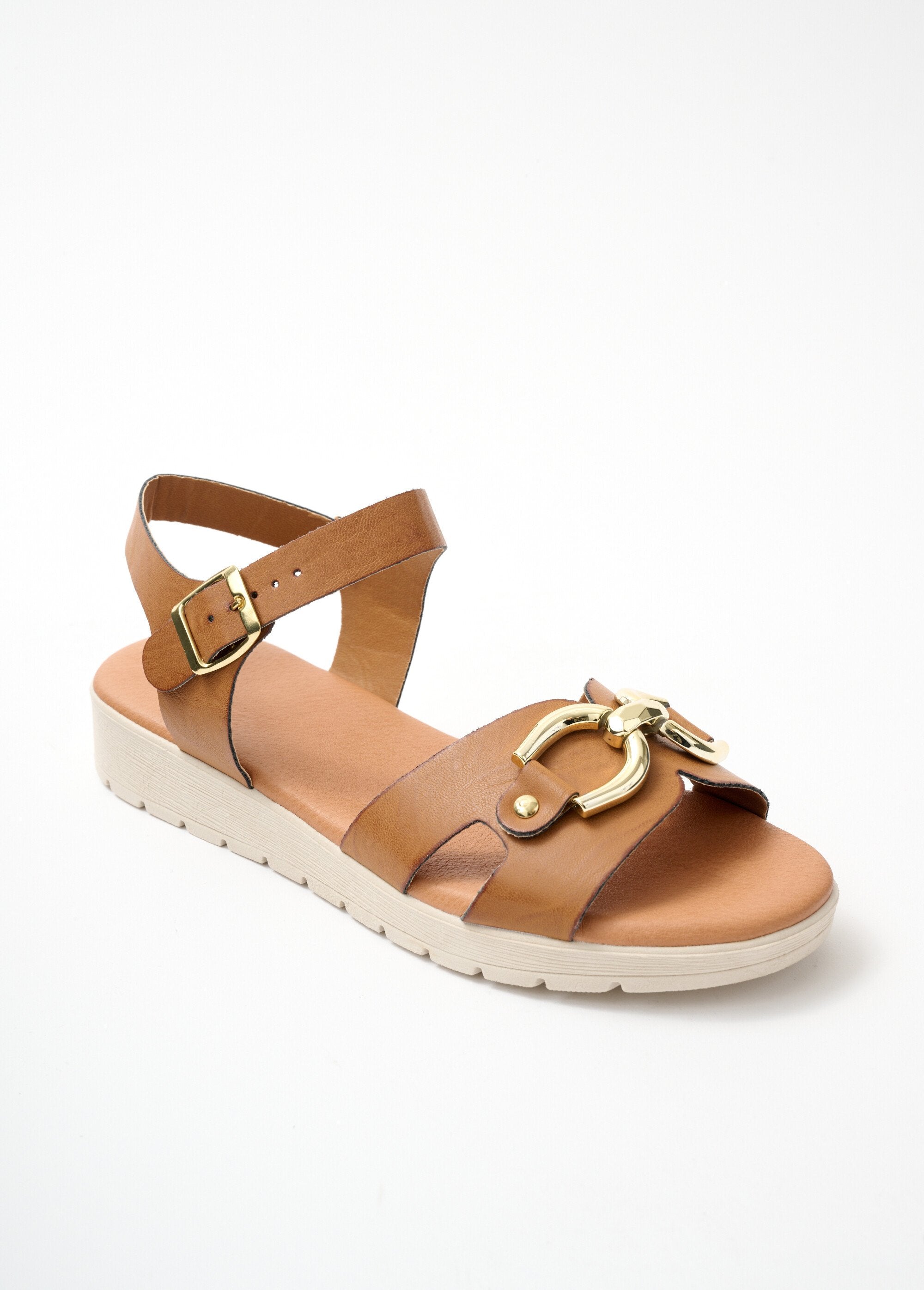 Sandalias_veganas_ancho_confort_camello_FA1_slim