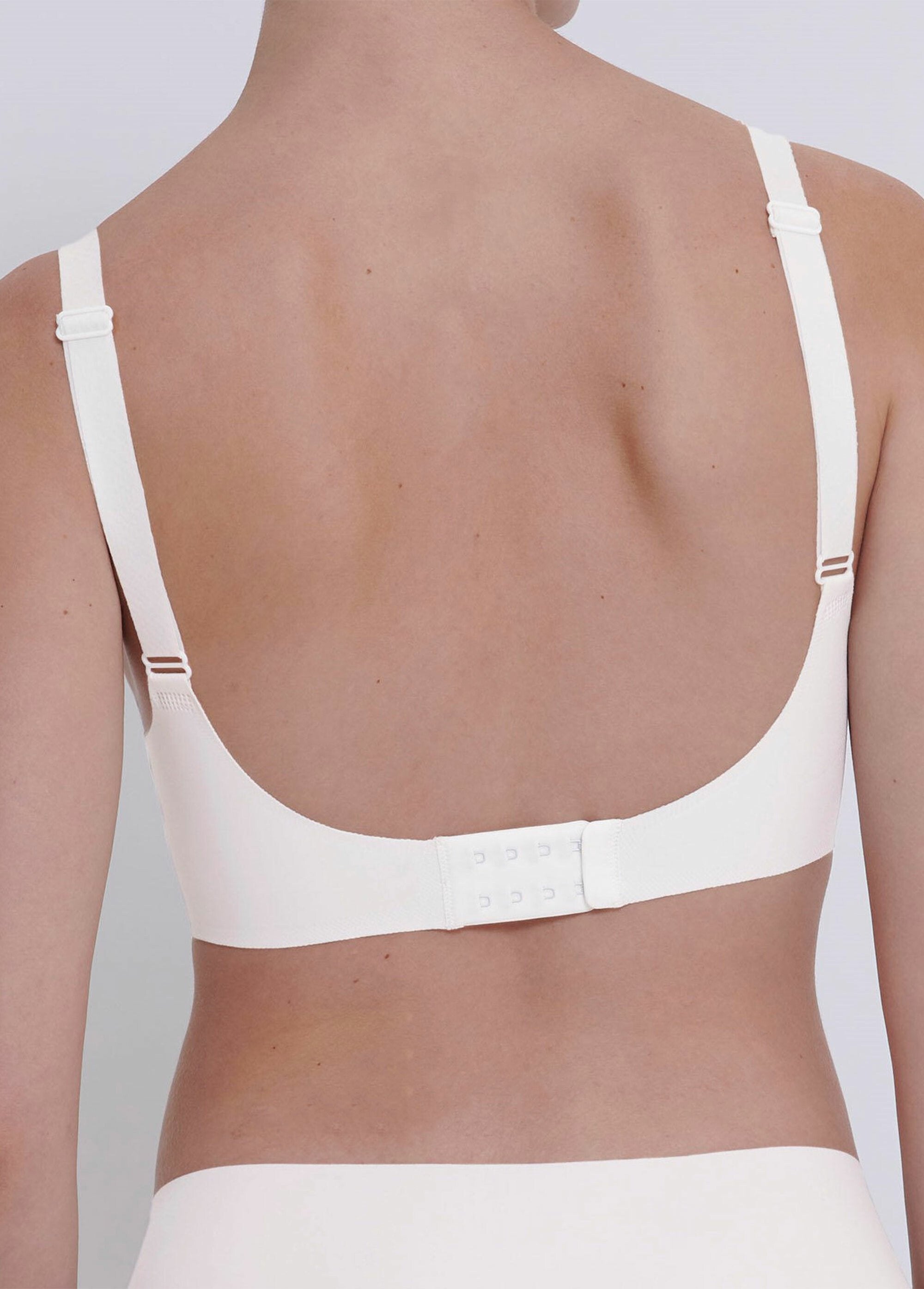 Sloggi®_-_Sujetador_Soft_Bra_Zero_Feel_Blanco,_Blanca_DO1_slim