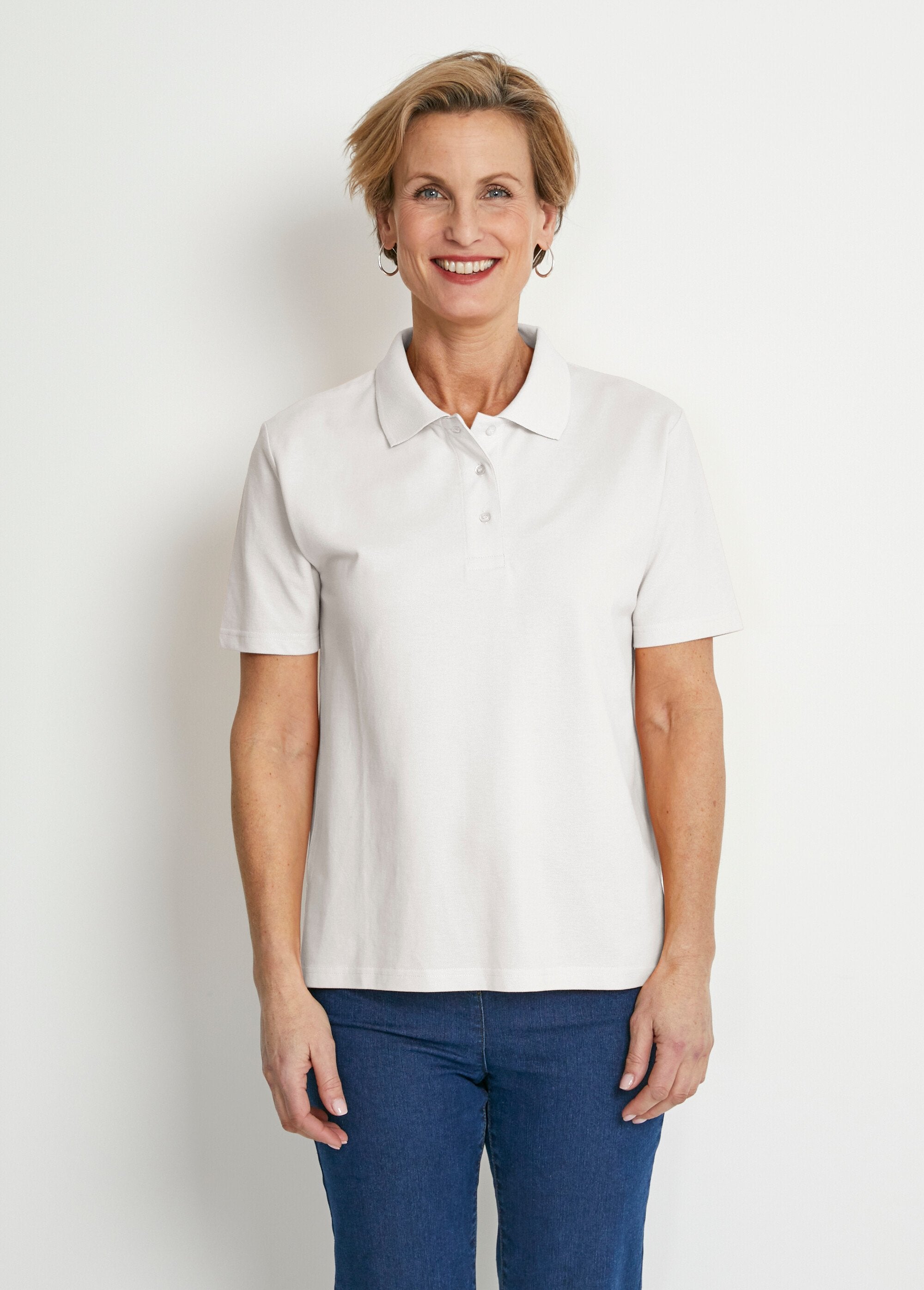 Camiseta_de_punto_de_piqué_de_algodón_con_cuello_polo_Blanco,_Blanca_FA1_slim