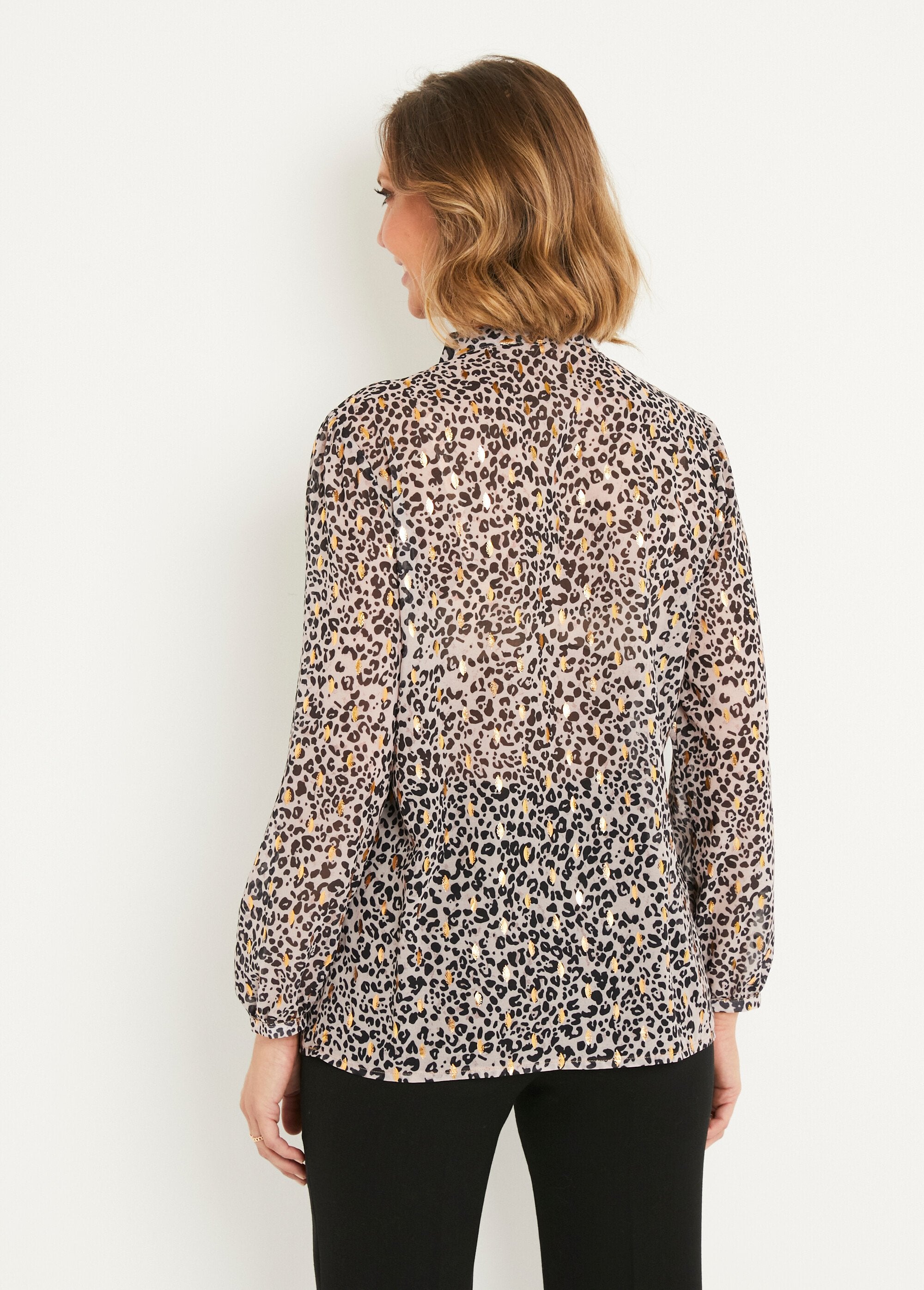 Túnica_acampanada_de_voile_con_estampado_de_leopardo_brillante_Negro_y_beige_DO1_slim