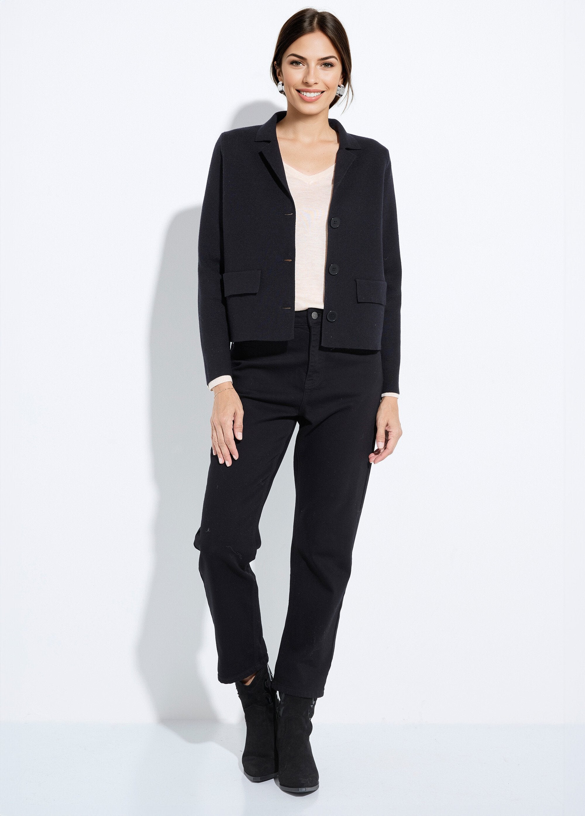 Chaqueta_corta_de_jacquard_lisa_con_cuello_sastre_Negro_SF1_slim